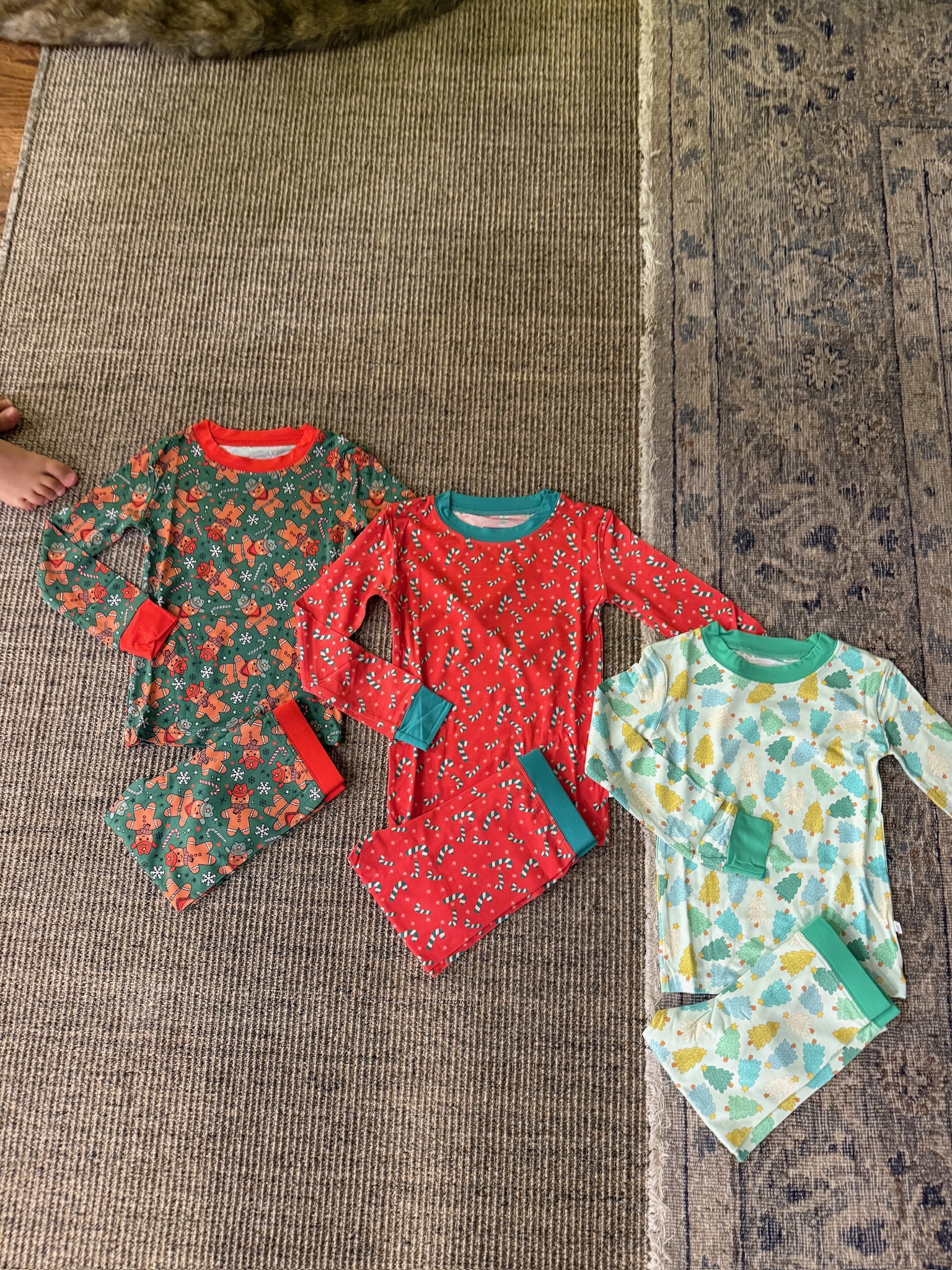 Toes sold separately lol

Code: GRACE15 for 15% off!!

poppy kids, poppy kids co, poppy kids xmas, xmas pjs, pjs, kids pjs, baby pjs, bibs, 

 

#LTKHoliday #LTKFindsUnder50 #LTKKids