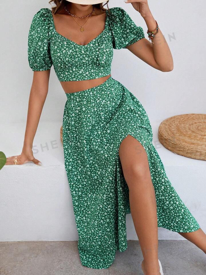 SHEIN Frenchy Women's Printed Diamond Collar Top With Slit & Skirt Set (Irregular Printing) | SHEIN