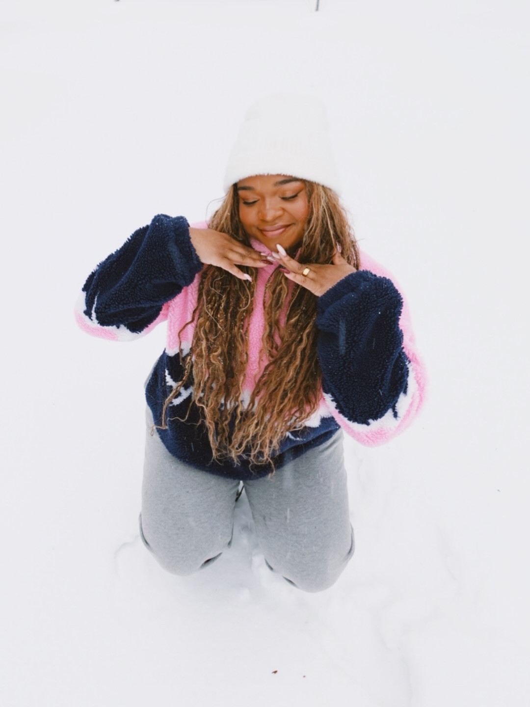 This and hot cocoa ☕️ #winterootd #winteroutfitideas #cabinoutfit 

Snowstorm pics, winter outfits, snow pic inspo, winter ootd

#LTKSeasonal #LTKootd