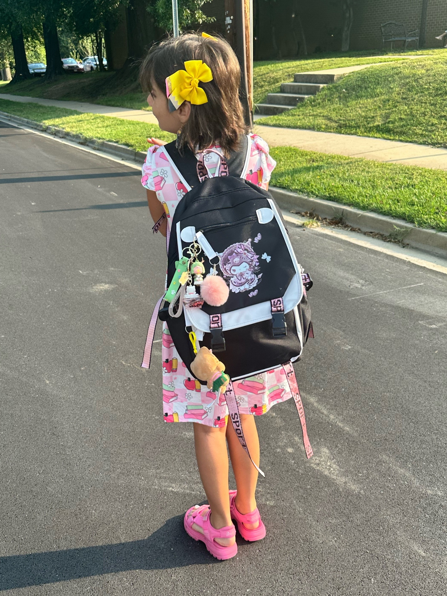 Fun Kuromi backpack for the first day back to school! 