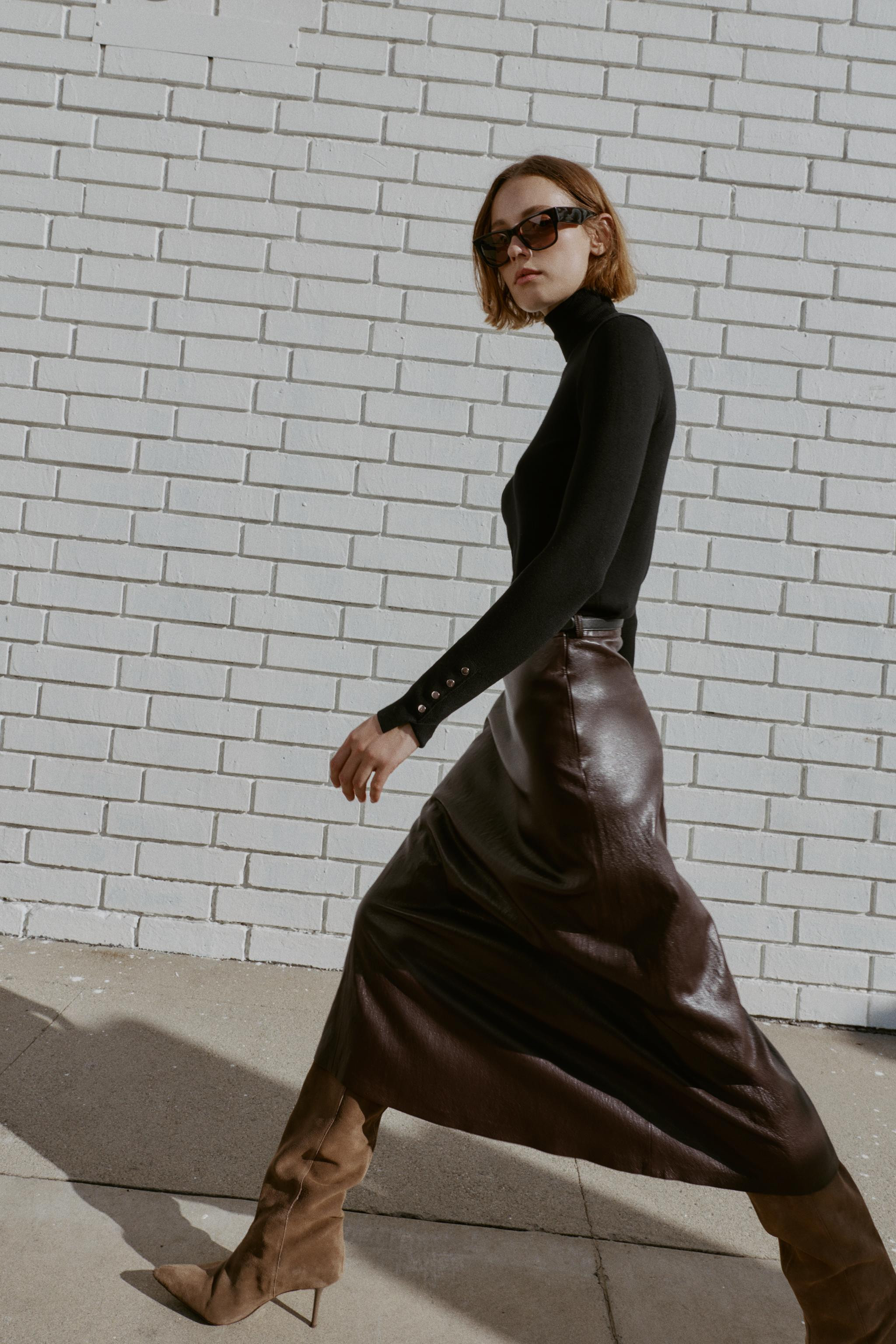 BASIC PLAIN KNIT SWEATER | Zara US