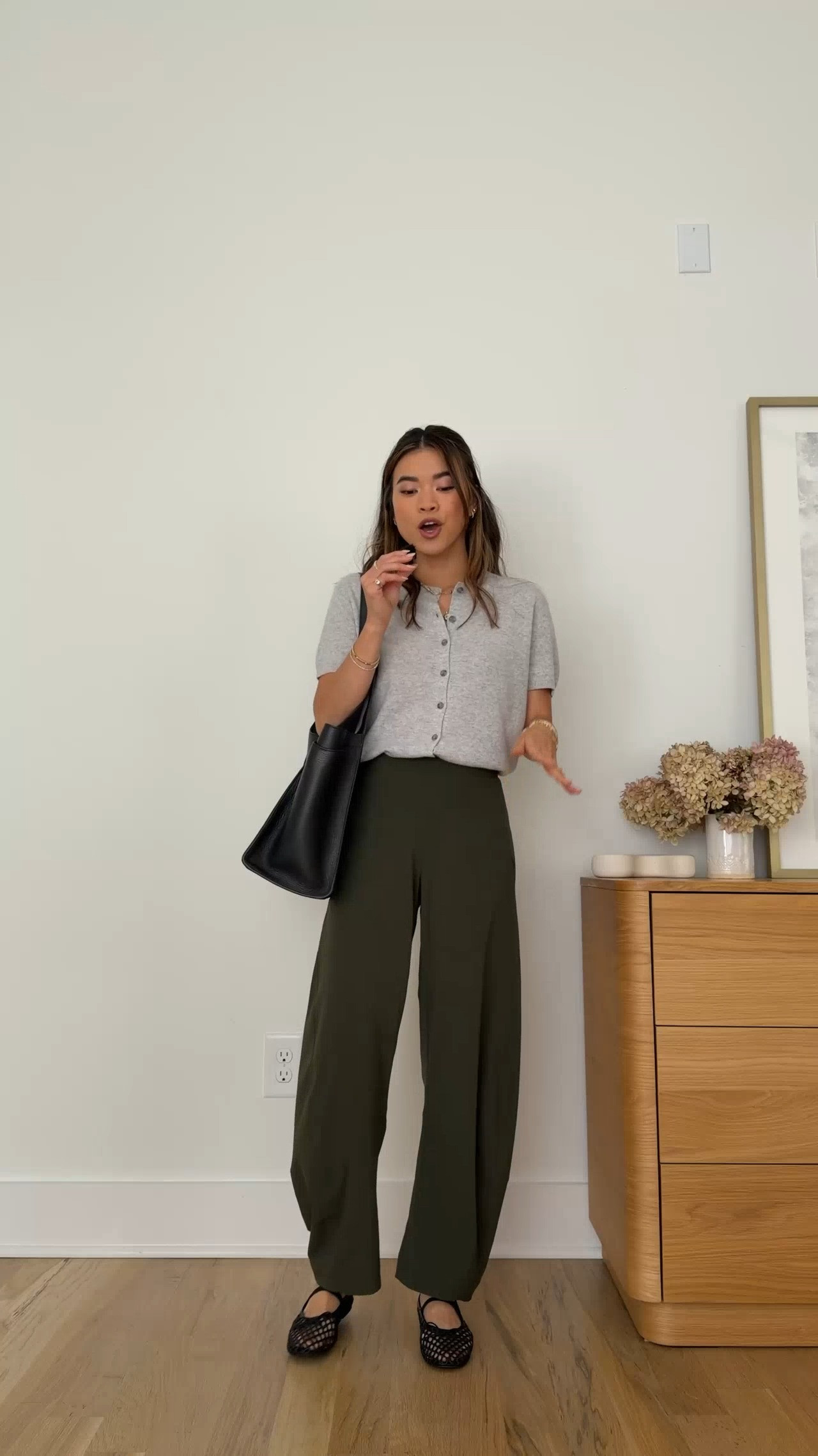 I love this @Aritzia cardigan! It is the perfect transition piece into fall.

Sizing info:
-Aritzia Bare Chasmere Noteworthy Shortsleeve Cardigan (Small in Heather Chrome) 
-Ruti The On The Loose Work Pants (Size 0 regular in Verdant)

transition tops, autumn tops, early fall tops, lightweight sweaters, petite fashion, mom outfit, mom style, petite pants, petite outfit ideas, petite outfits, best pants for petite, fall style, autumn outfits, barrel pants for petite, aritzia tops,

#LTKootd #LTKSeasonal #LTKPetite