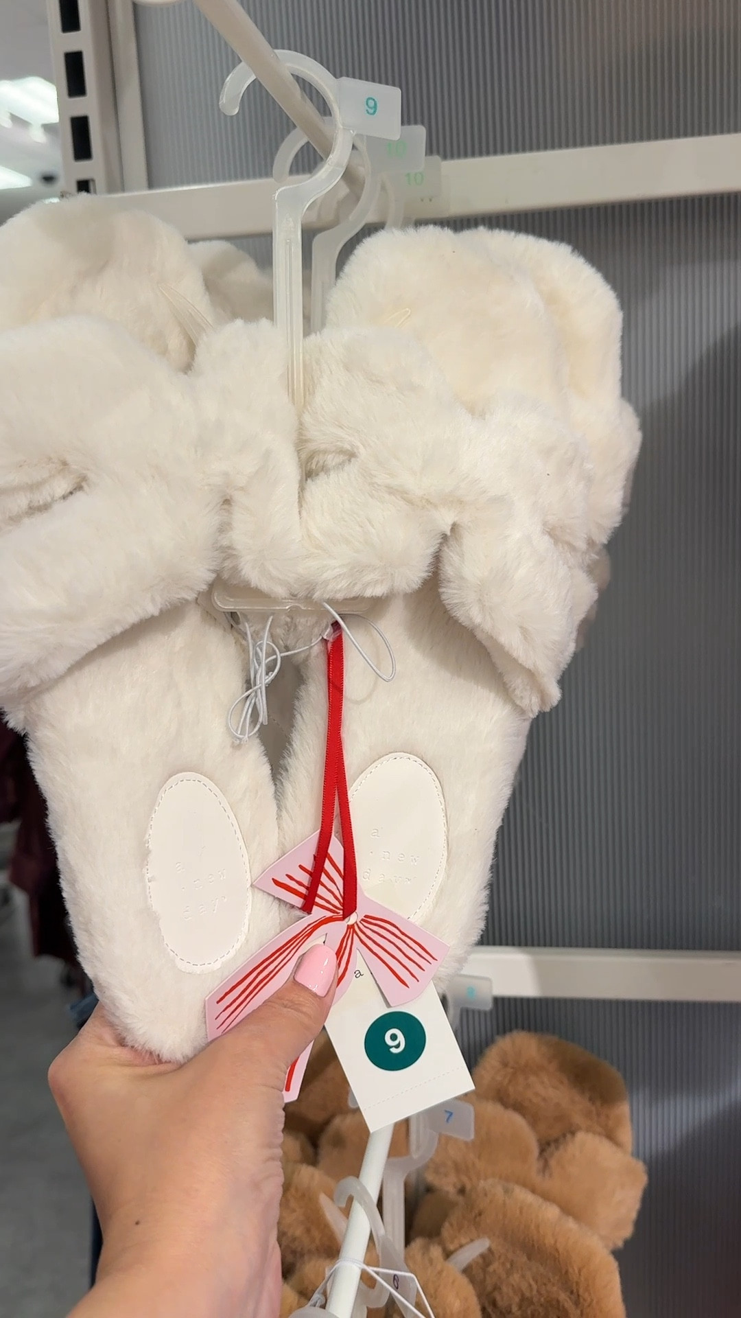 Slippers are always a great gift idea! 
Faux fur slippers 

#LTKHoliday #LTKFindsUnder50 #LTKGiftGuide