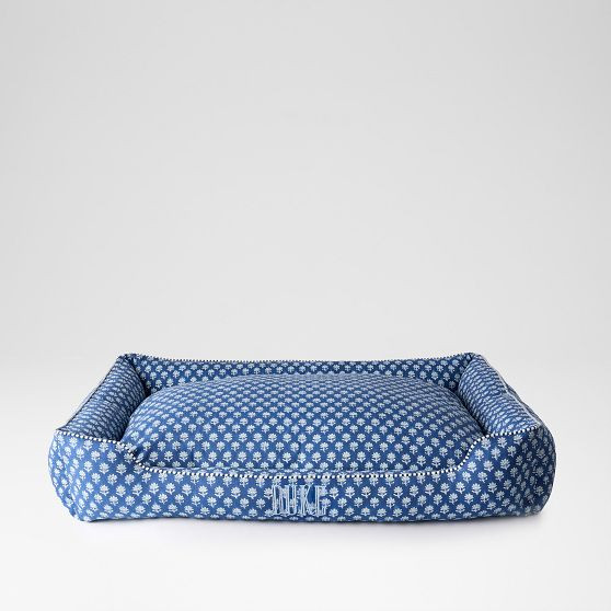 Deluxe Dog Bed Lounger | Mark and Graham