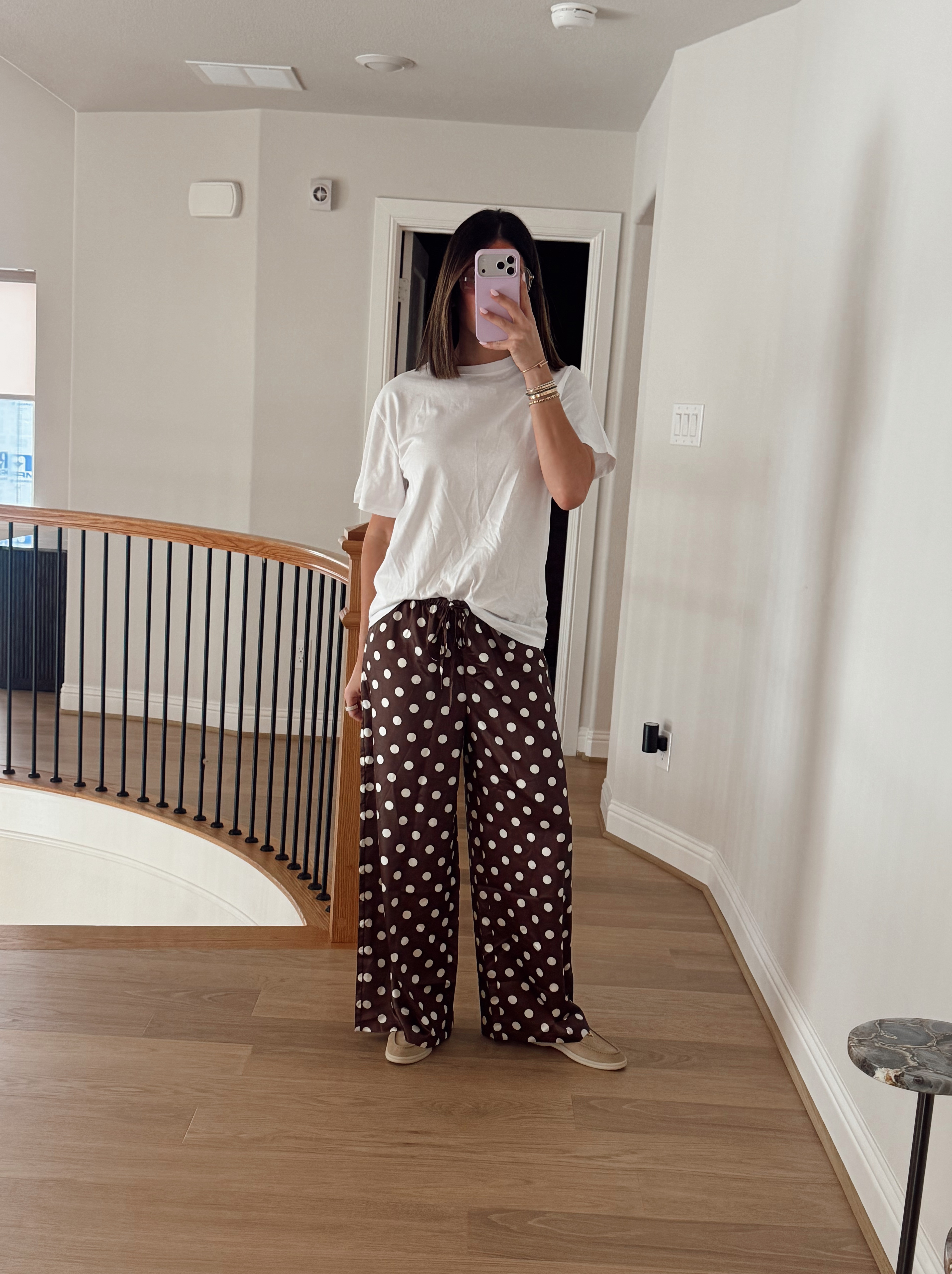 Loving this chic and breezy summer look—perfect for a day at the beach, but easy enough to wear for errands around town too. Effortless, light, and ready for wherever the day takes you. ☀️🌊

#SummerStyle #BeachWear #VacationStyle #ResortWear  

 #LTKSpringSale #LTKootd #LTKTravel