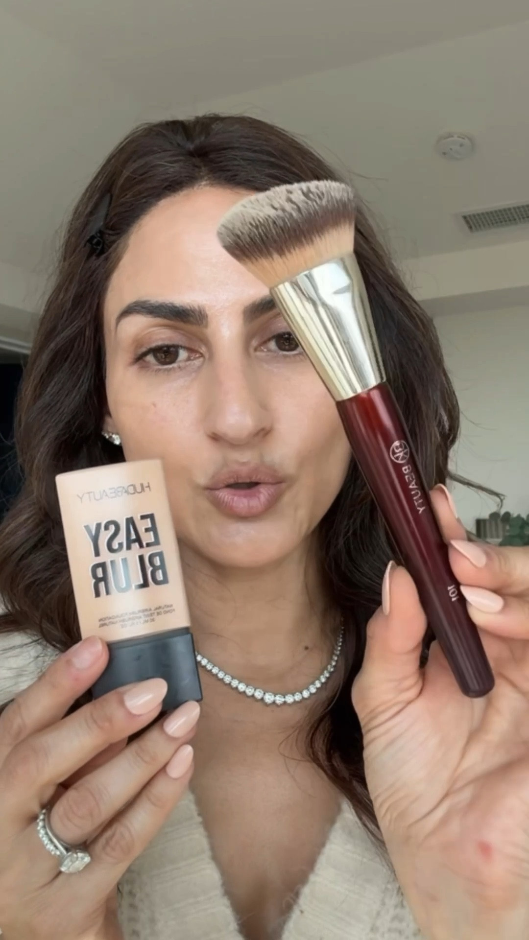 Save this for when you want a fuller coverage finish with your foundation & concealer that won’t settle into fine lines. I’ve been playing with techniques that help me feel my best without compromising the makeup I love to wear. Let me know if you found this useful! Products used:

@hudabeauty easy blur in 300n latte
@thebkbeauty brush 101
@hudabeauty faux filter concealer in shade sugar biscuit
@thebkbeauty  @makeupbynikkilarose brush n14
@hudabeauty easy bake in cherry blossom 
@tower28beauty powder puff
@lauramercier translucent blurring setting powder 
@byamicole powder brush 
@elfcosmetics dewy setting spray 
@loreal 3 second setting mist 

#makeupinyour40s #concealer #foundation #foundationtips #concealerhacks #makeupover40 #makeuponbrownskin 


#LTKBeauty #LTKOver40 #LTKWatchNow