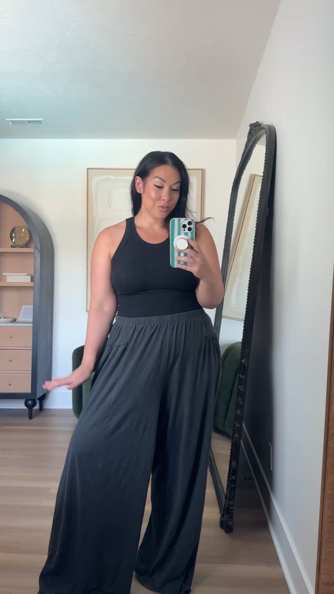 Size xl pants and top

#LTKgrwm #LTKootd #LTKMidsize