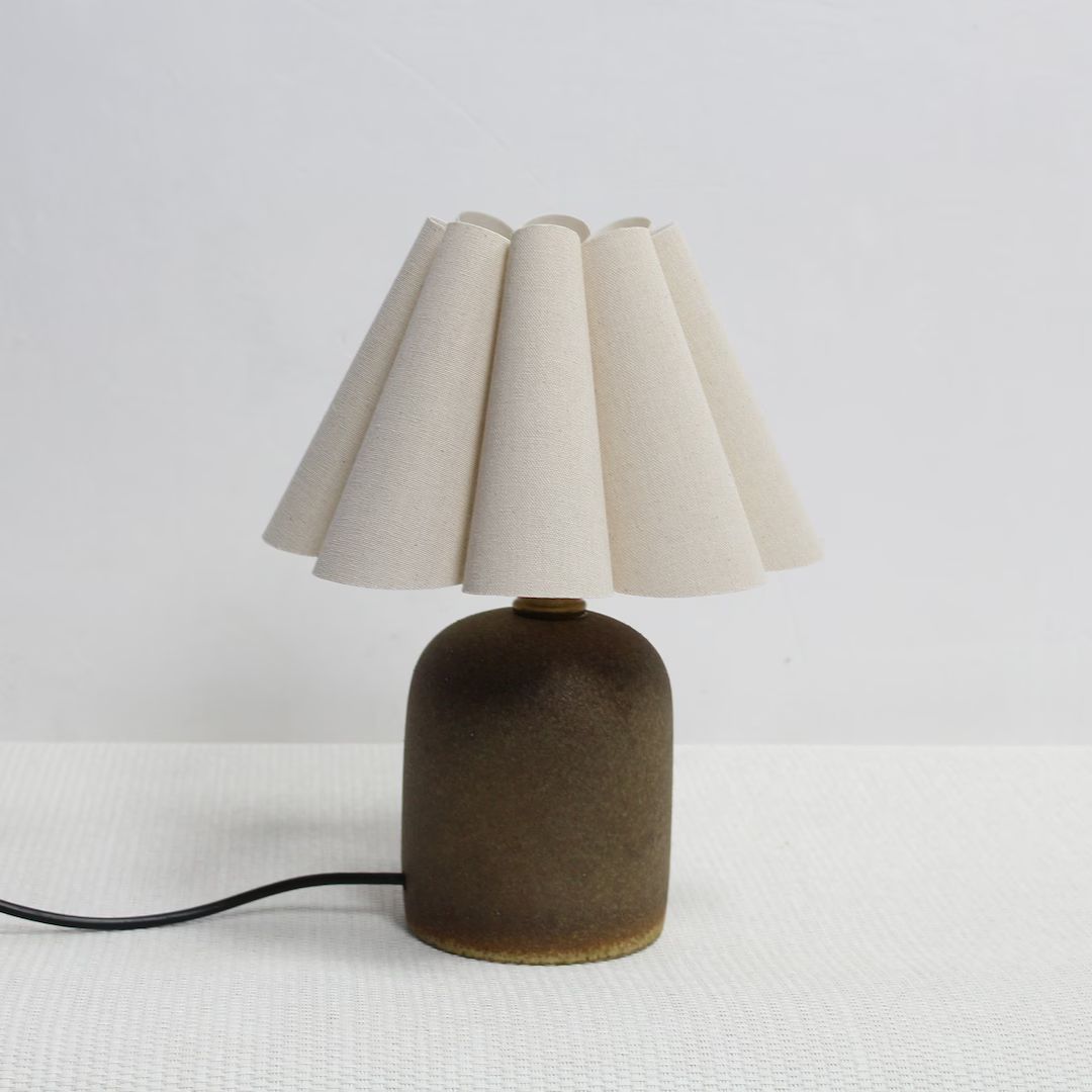 Duzy Handmade Light Burlap and Acrylic Pleated Ceramic Base Lamp for Home Decor-5, 110-240v/50-60... | Etsy (US)
