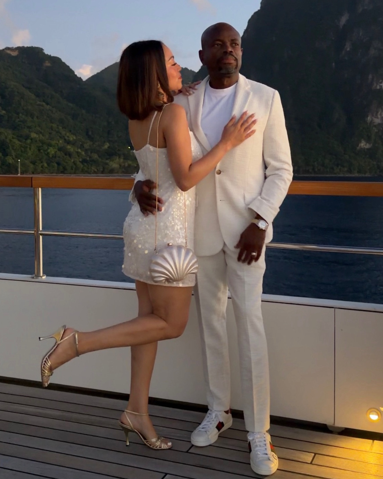 From golden steps to ocean nights.
Ending the year somewhere magical in an all-white moment   @urbanexpressions ✨
#NewYearEnergy #AttinaBag


#LTKTravel #LTKFindsUnder100 #LTKootd