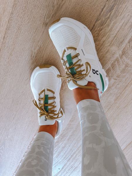 The perfect summer sneaker ✨🙌 the color combo & fit are 💯 run tts