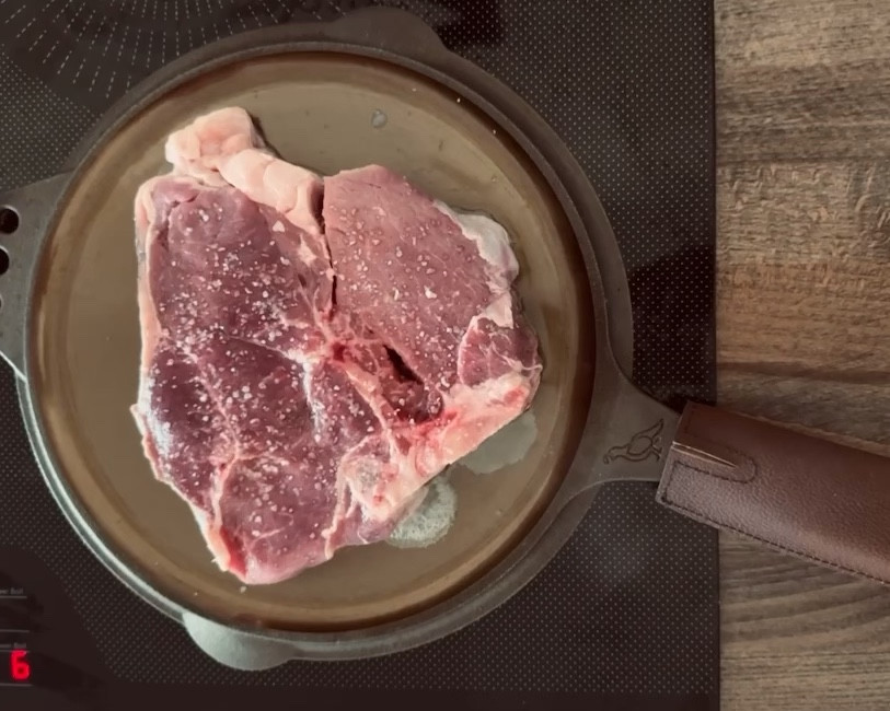 My FAVORITE cast iron skillet for cooking up healthy meals for my family! The cool leather handle is a necessity, too, along with the coolest chain scrubber that makes cleaning it so simple!

#LTKHome