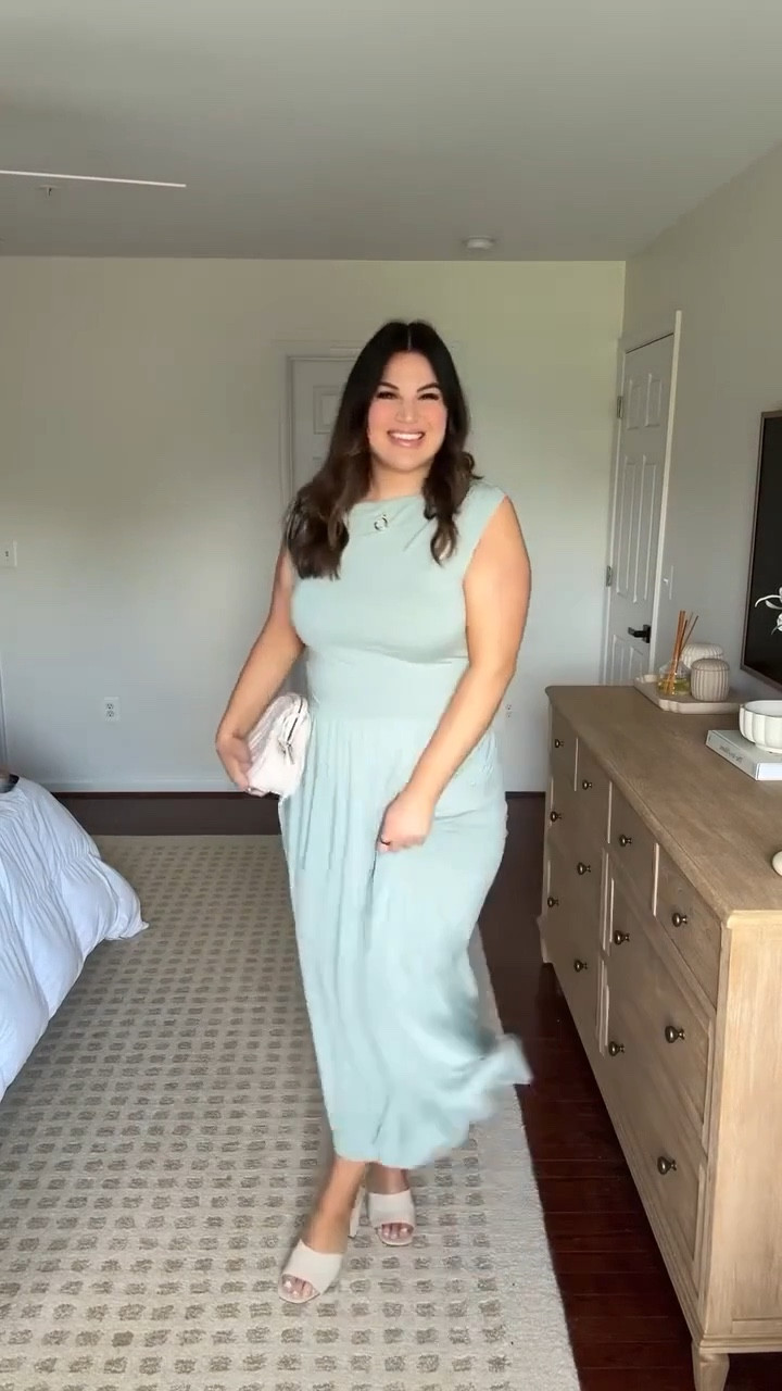 Summer Special Occasion Dress!

Dress- size XL
Shaping Shorts- size XL
Heels- size 10





#LTKWedding #LTKMidsize #LTKSeasonal