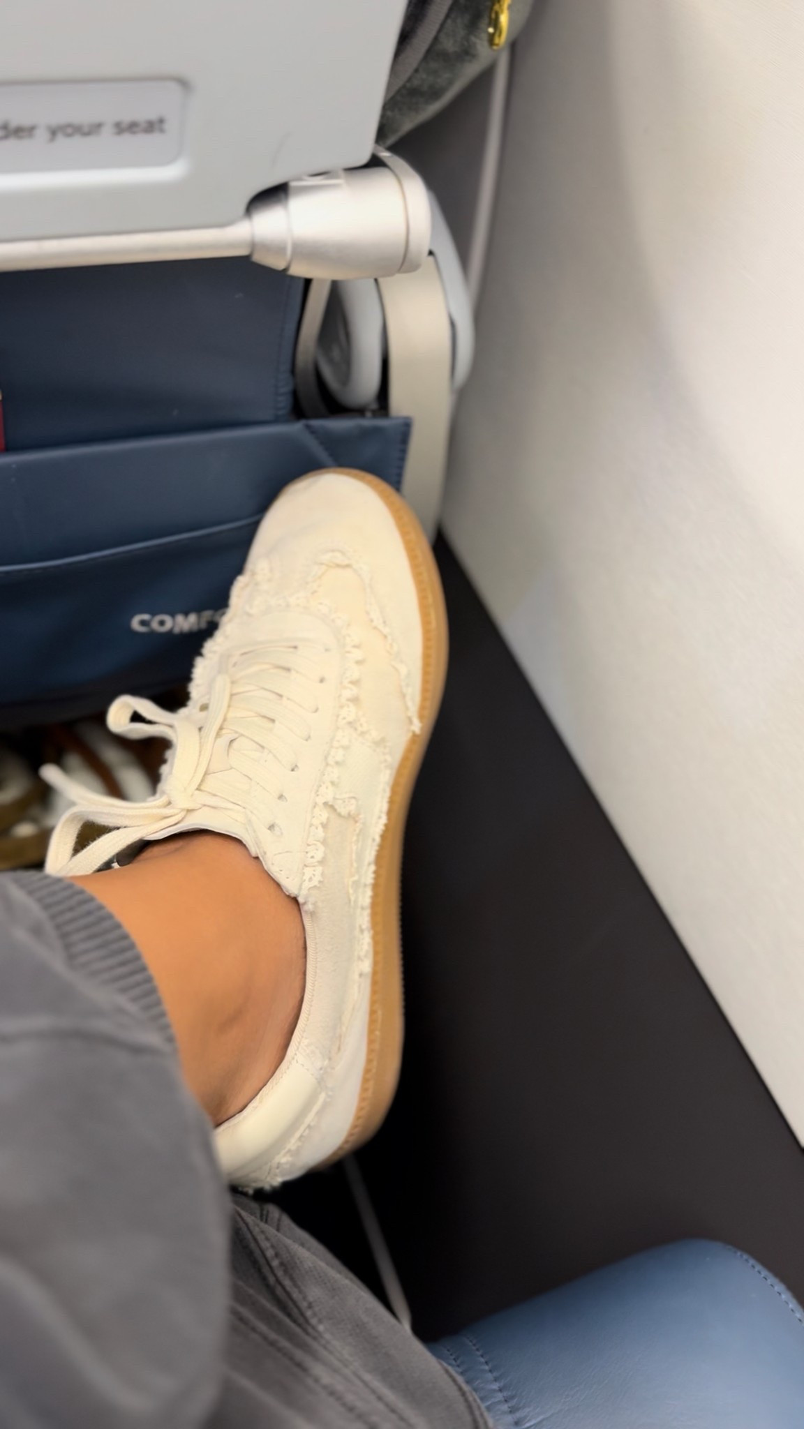 Travel day shoes cute trainers 

#LTKShoeCrush
