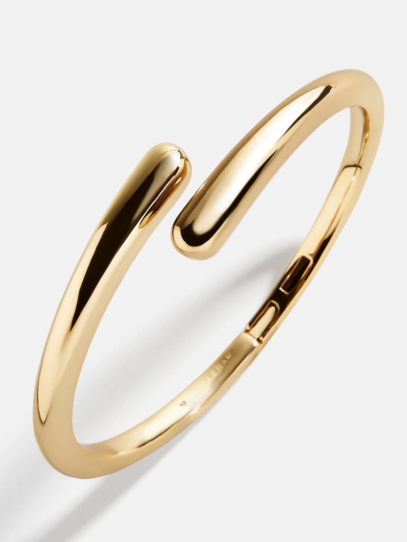 Naomi Wrap Hinge Bangle - Gold | BaubleBar