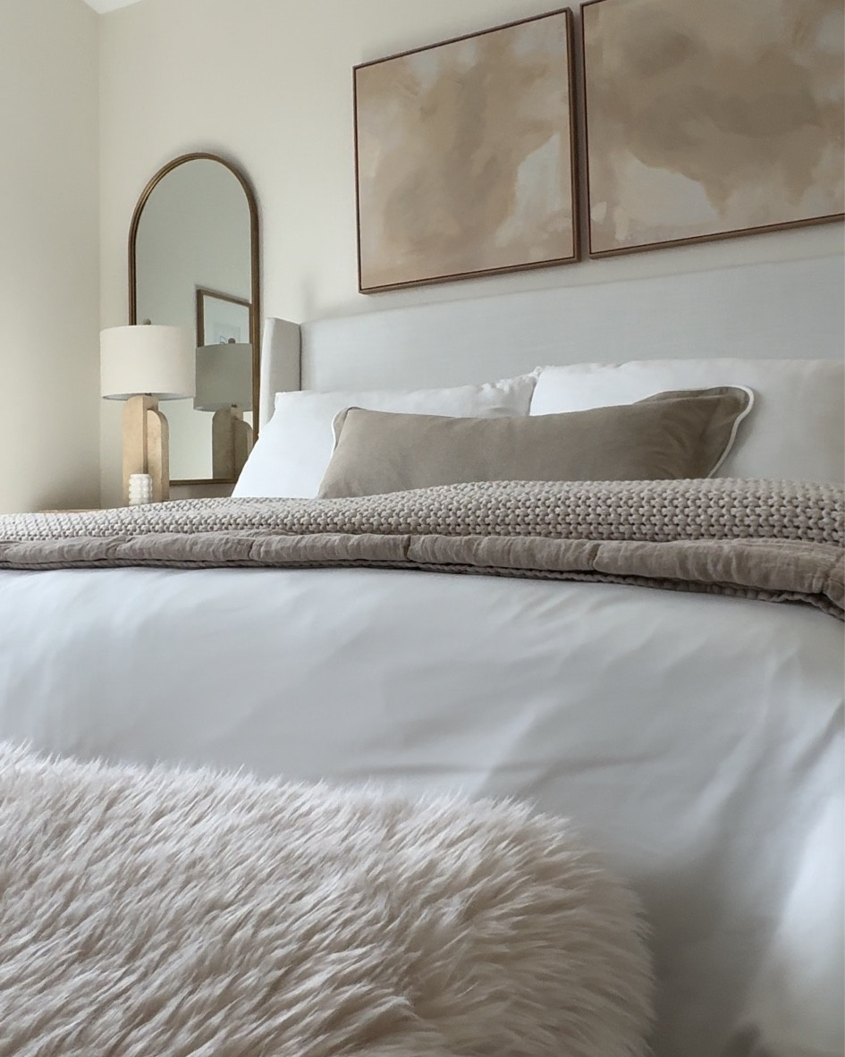 Amazon Home has a soft, cozy duvet cover for under 30 dollars! Run, don’t walk!   It’s so soft, and has the 3 tie section inside so it doesn’t move around!

#LTKhome #LTKfindsunder50 #LTKfindsunder100