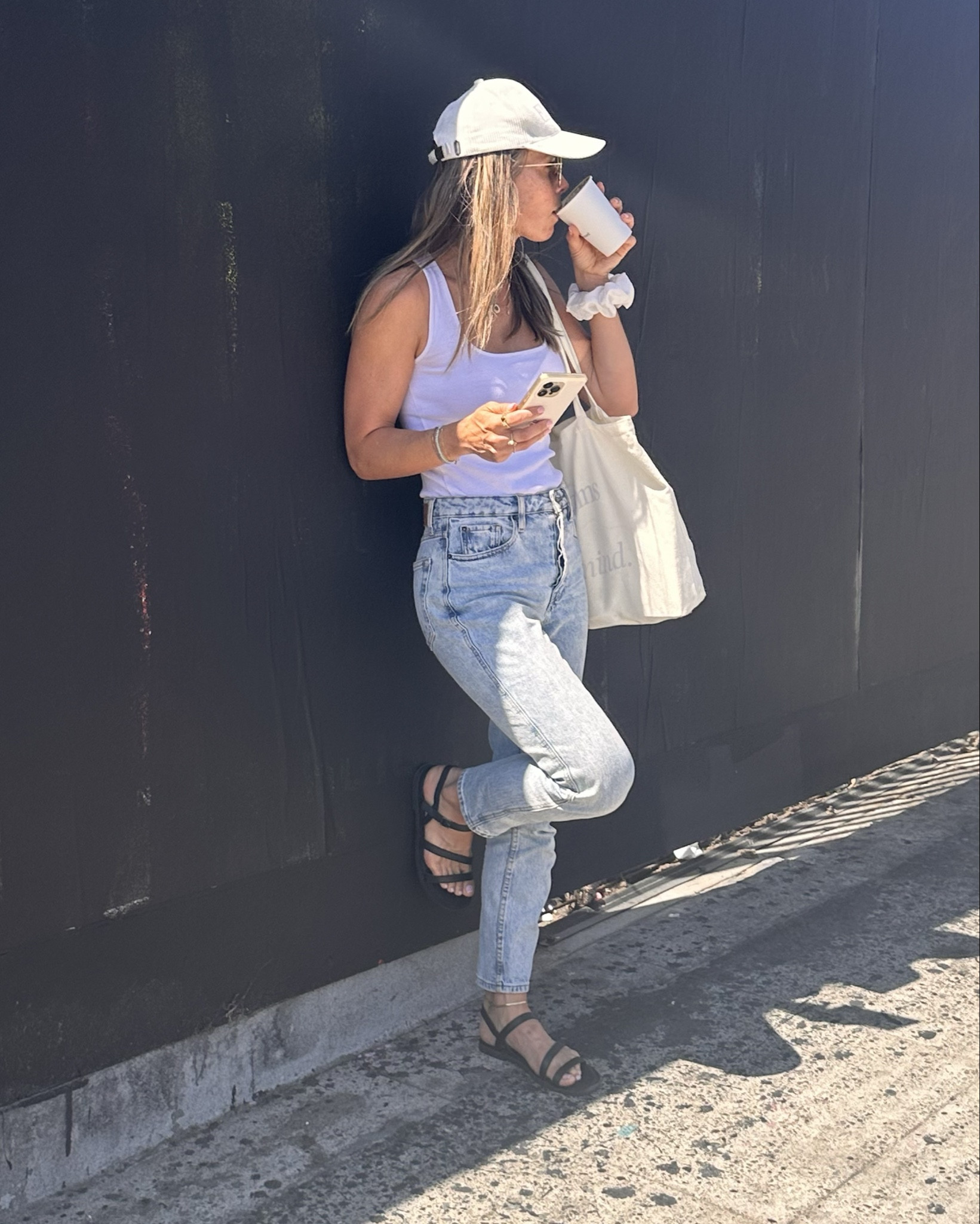 Casual mom fit on the go 