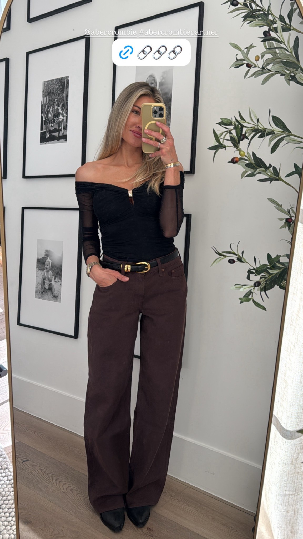 #abercrombiepartner @abercrombie new holiday looks just launched! 