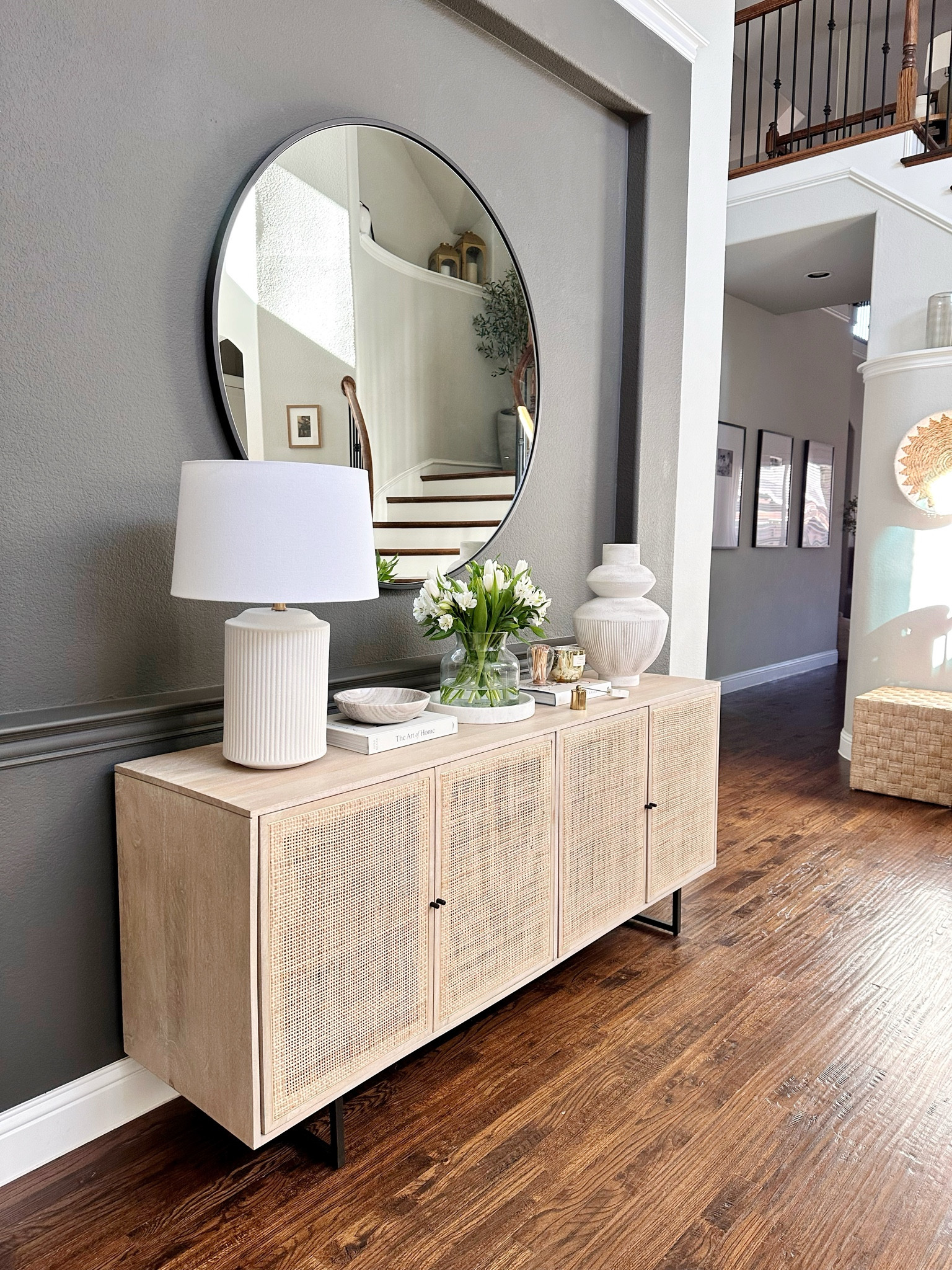 Spring styling - entryway decor 

#LTKSpringSale #LTKSeasonal #LTKhome