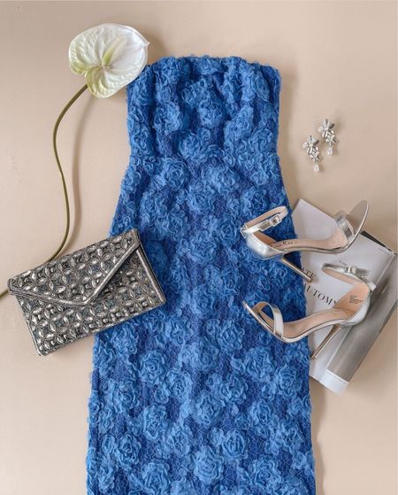 Indulge in a gorgeous blue wedding guest dress. The Flawless Perfection Blue 3D Floral Applique Strapless Midi Dress is selling fast and is under $80.

Keywords: Floral dress, appliqué dress, wedding guest, strapless dress, party dress, cocktail dress, formal dress, spring dress, summer dresss 



#LTKParties #LTKWedding #LTKFindsUnder100