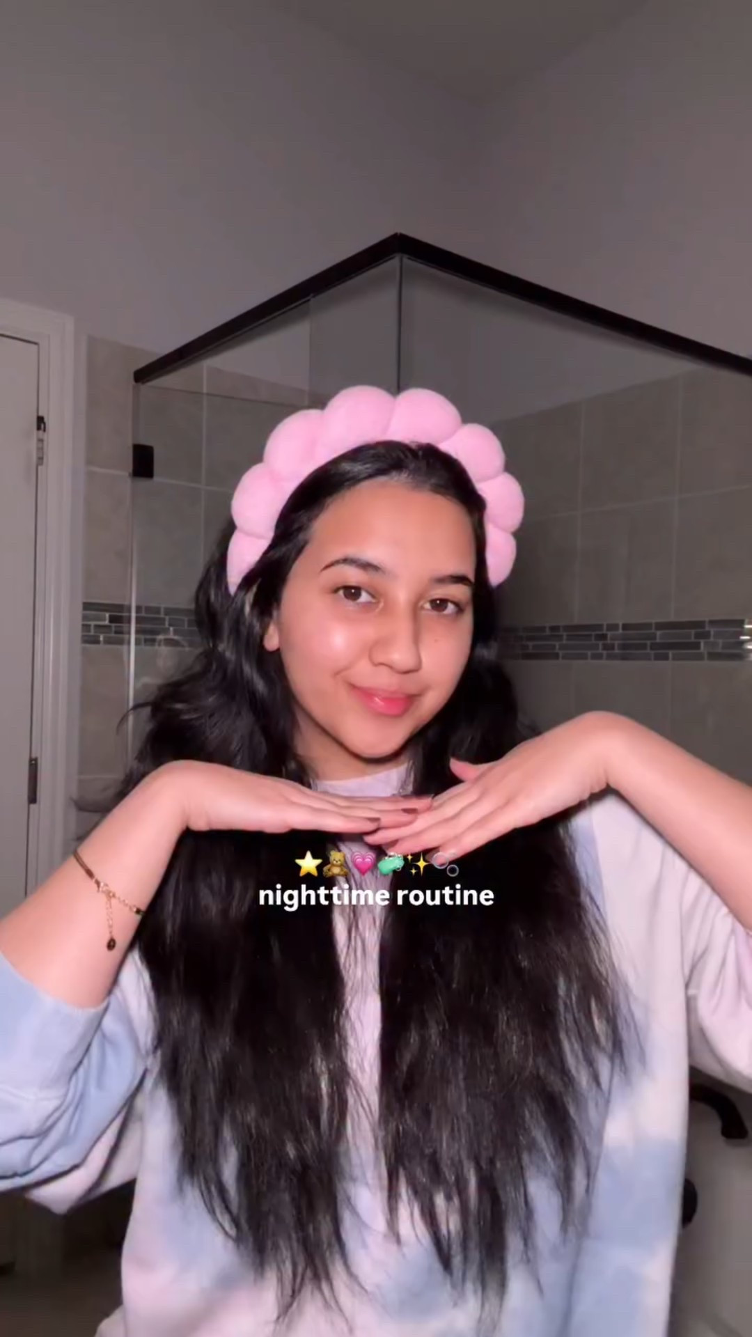 my nighttime routine ⭐️💗 

using: 
my fav oral care brush @theautobrush 
facewash @cerave 
lip mask by @abib.global 
under eye patches @cosrx 

#nightskincare #nightimeskincare #skincareroutine #oralcareroutine #skincareugc