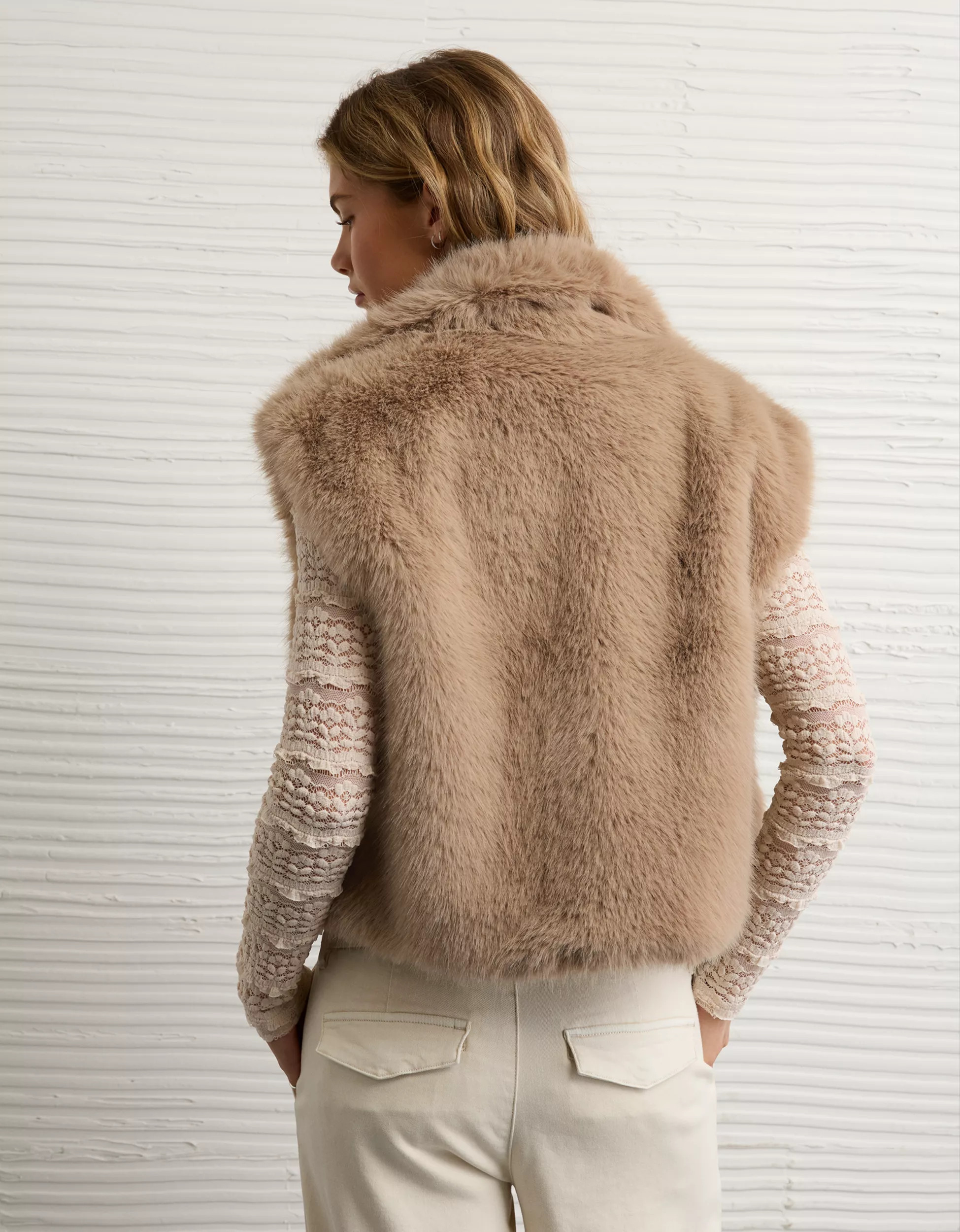 AE Faux Fur Vest | American Eagle Outfitters (US & CA)