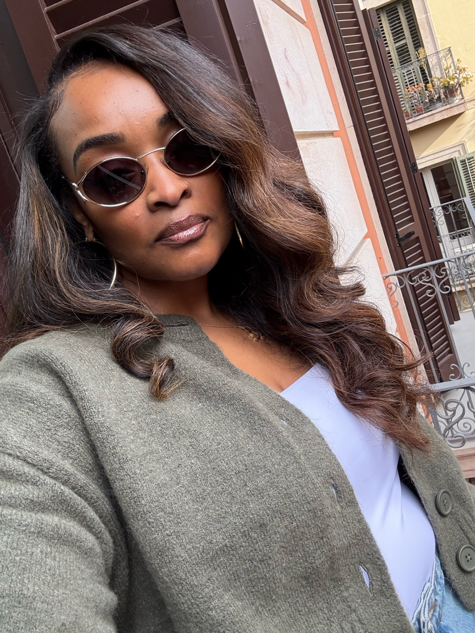 Shady!

Very obsessed with oval shades these days  

#LTKStyleTip #LTKBeauty #LTKFindsUnder100