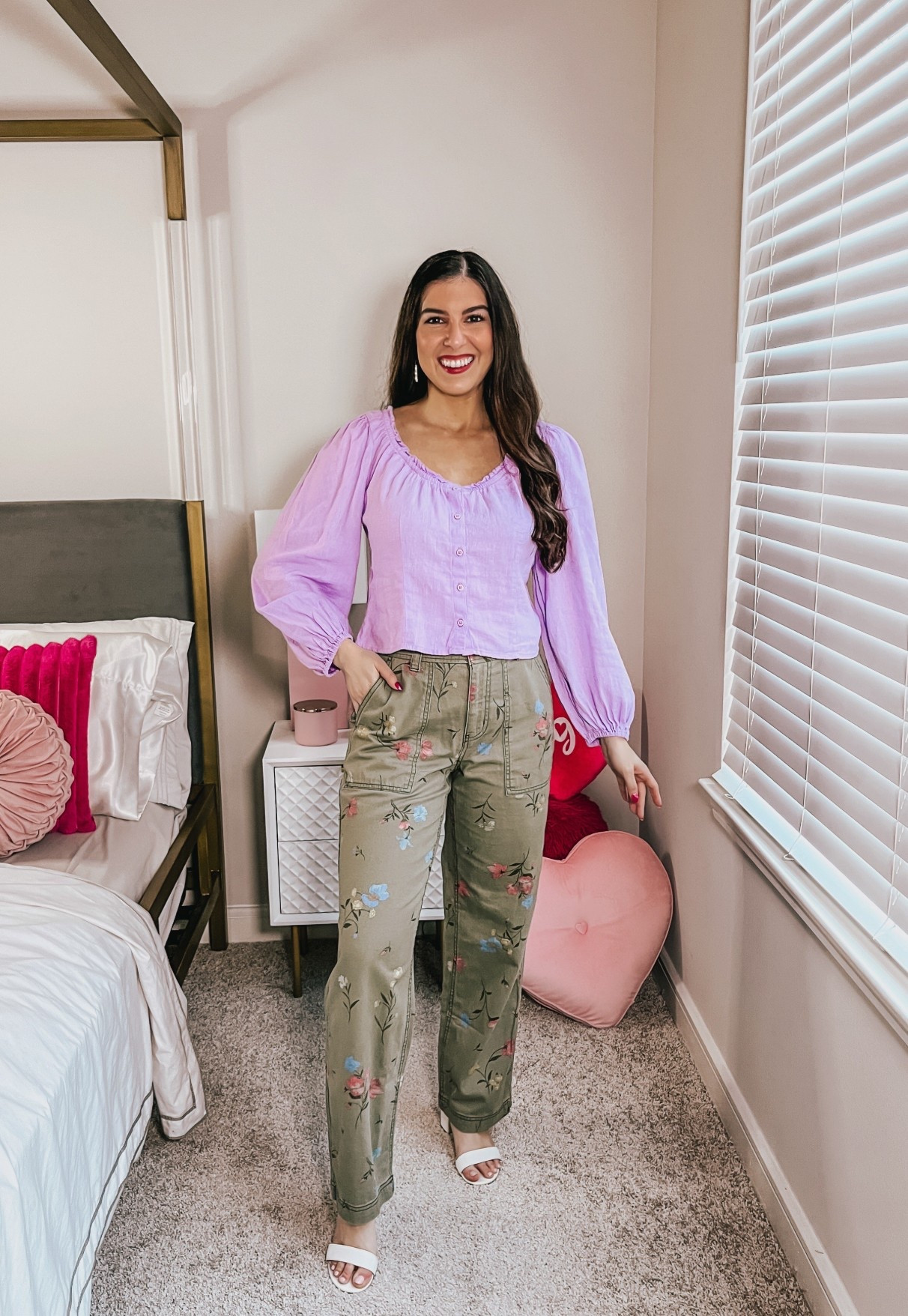 Old Navy Spring Outfit 💜💚 Cutest purple spring top and floral pants. Both fit true to size. 


#LTKSeasonal #LTKootd #LTKSaleAlert