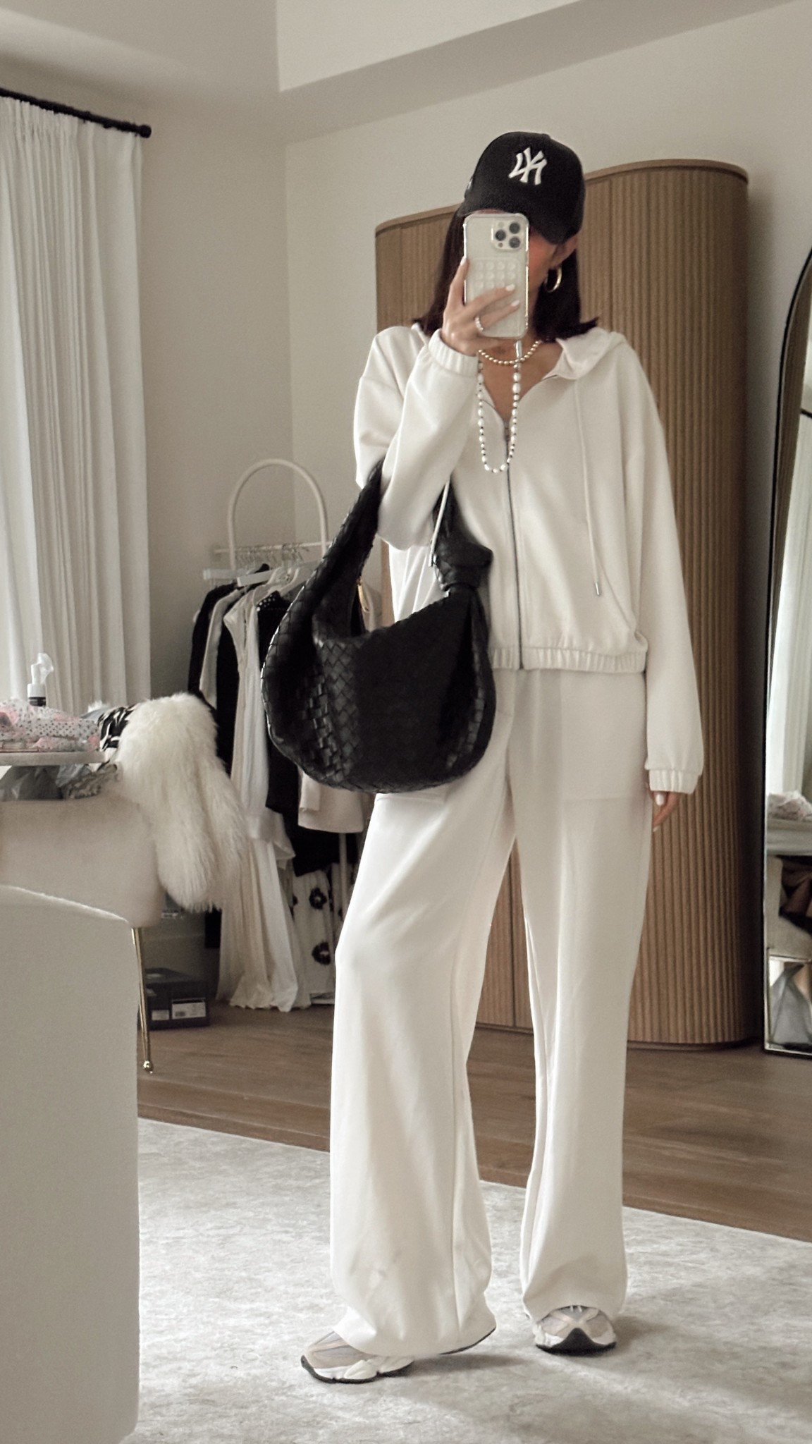 This set looks and feels expensive but it’s not! I’m just shy of 5-7” wearing a size small sweater and pants✨
StylinByAylin, Aylin

#LTKBeauty #LTKStyleTip #LTKActive