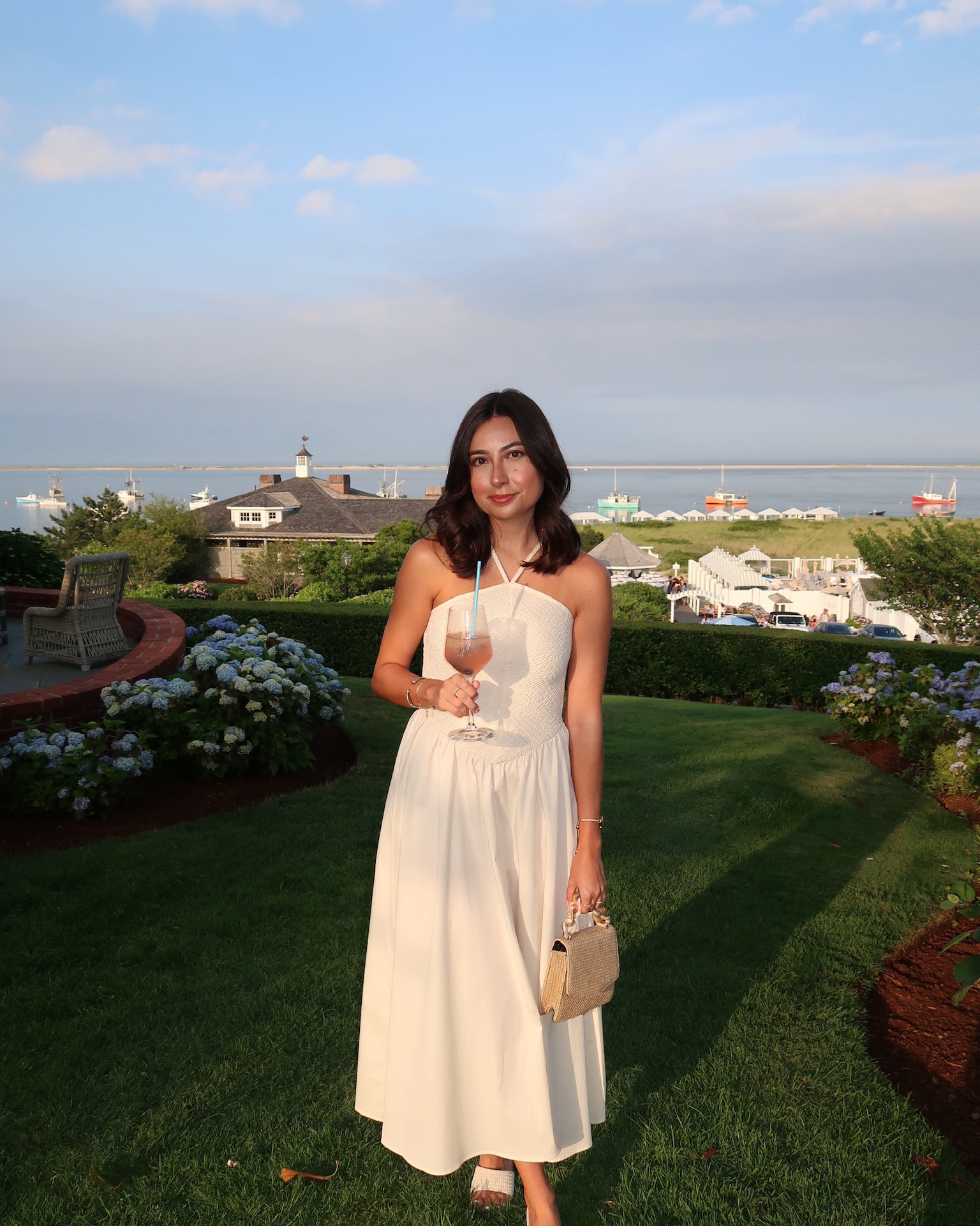 Summer dress 🤍💐 // white maxi dress // dress is size small! 