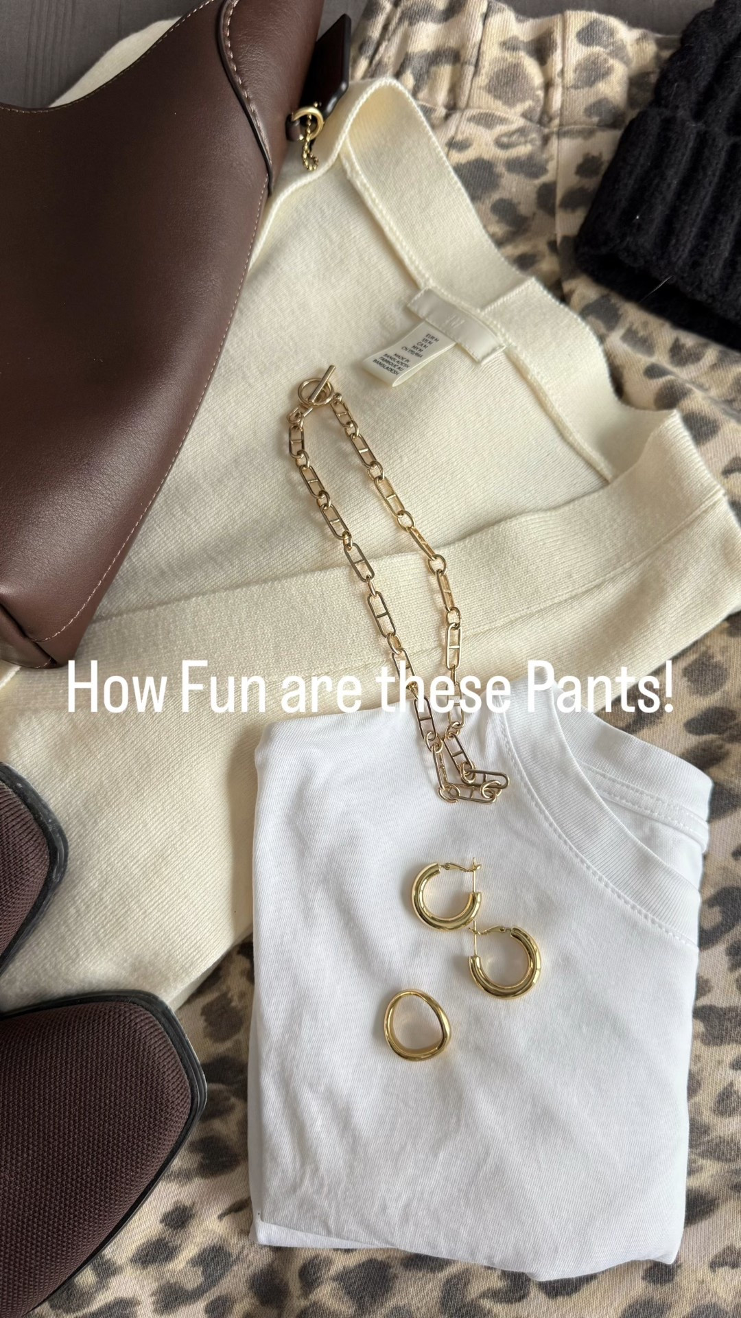 I love these muted animal pants from Aerie. I had them on ky Christmas wish list and i was thrilled to open them up on Christmas Day. I wear them out because they are too fun to hide at home. 
I’m wearing a size Large. 


#LTKover50style #LTKmidsize