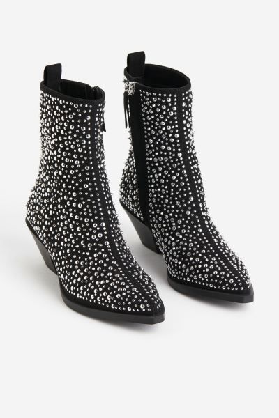 Stud-detail boots - Black - Ladies | H&M GB | H&M (UK, MY, IN, SG, PH, TW, HK)