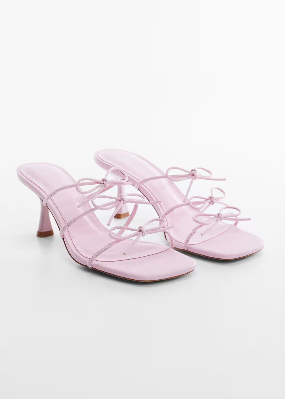 Bows leather sandals -  Women | Mango USA | MANGO (US)