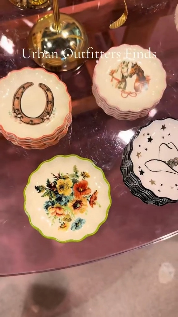 Western Urban Outfitter Finds

#LTKU