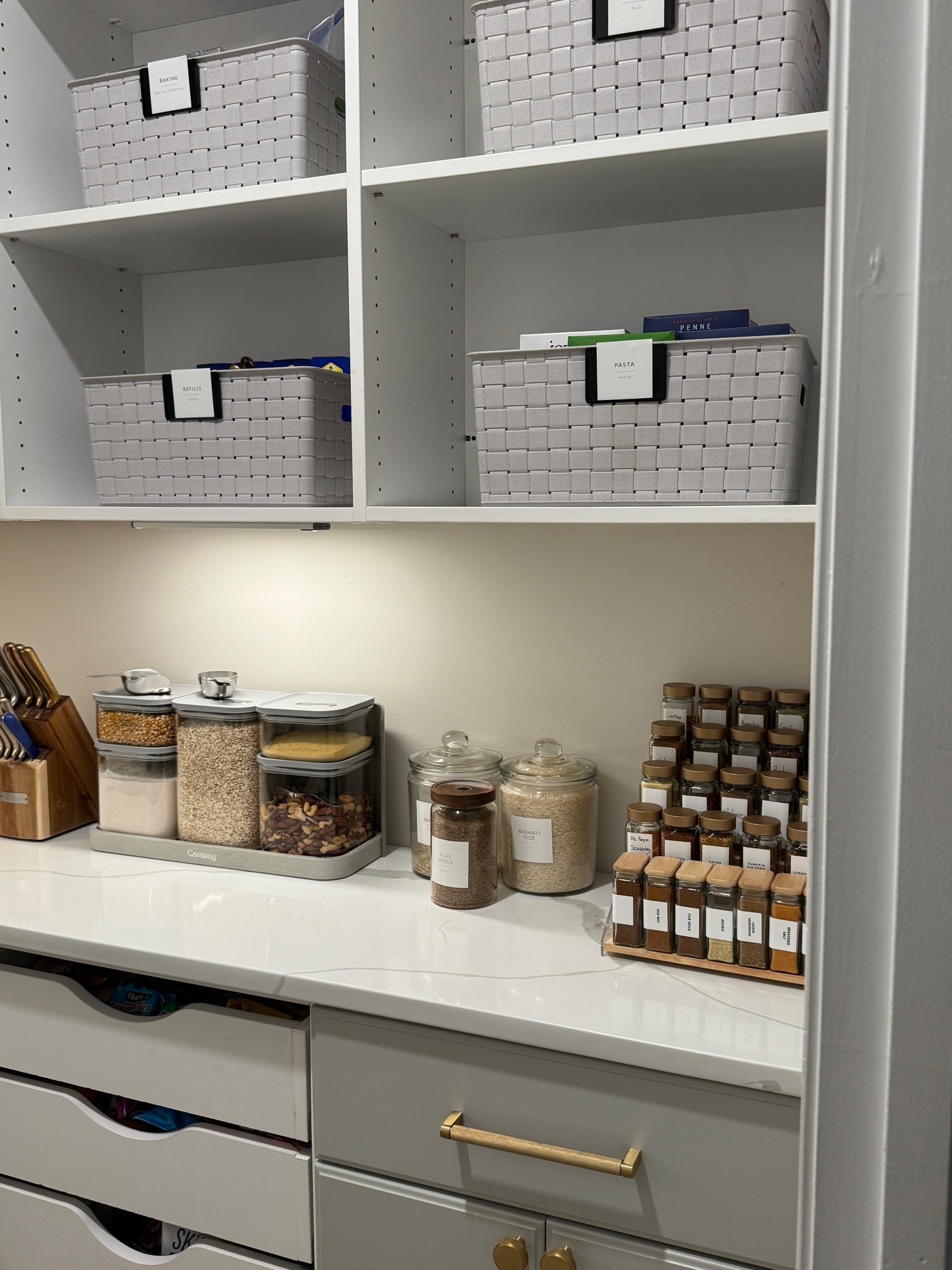 Our pantry got a huge decluttering and cleaning and restocking!! Honestly no better feeling than an organized home!

Pantry makeover, restock, decluttering, deep clean 

#LTKHome #LTKFindsUnder50 #LTKSaleAlert