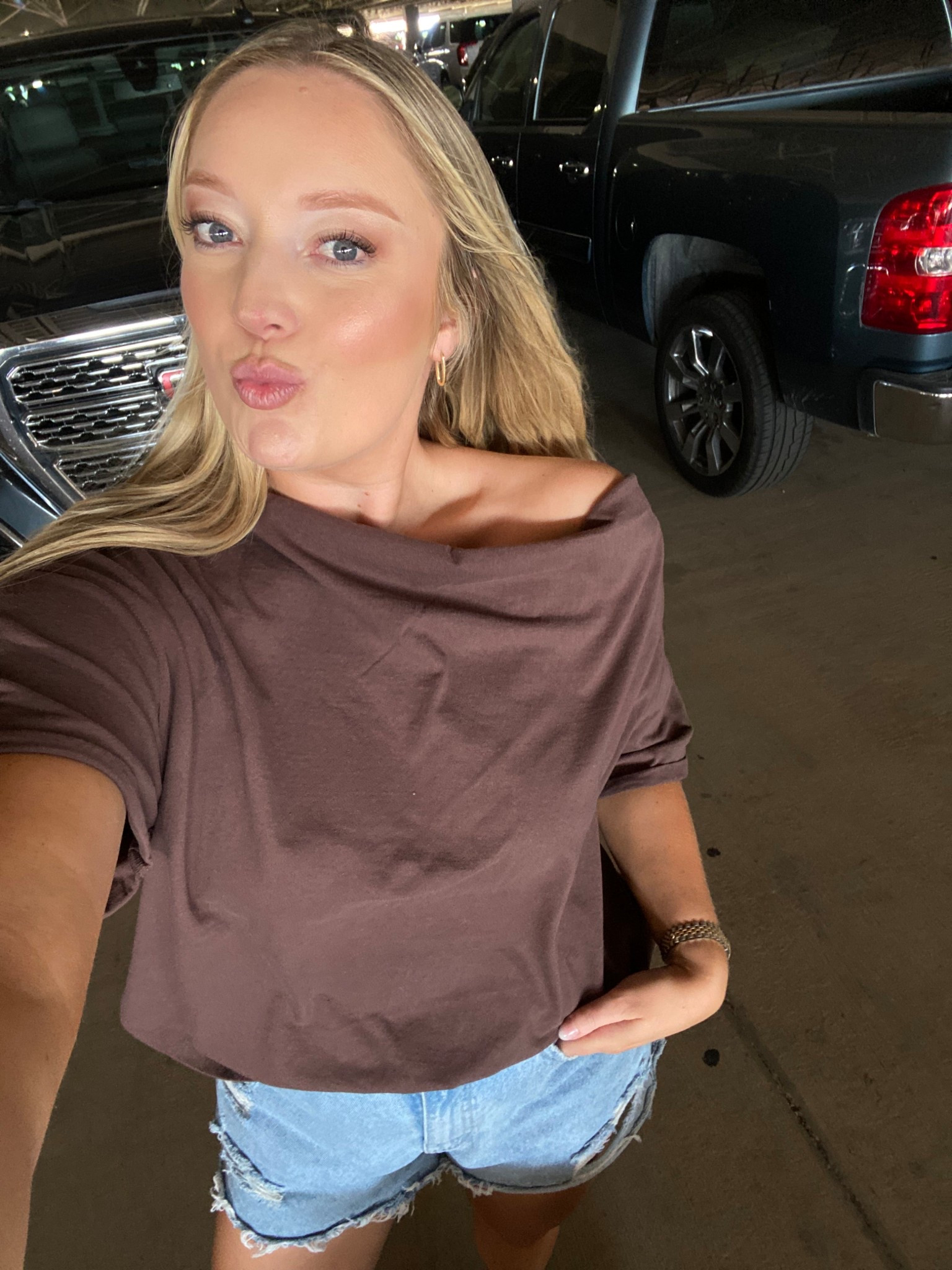 Top- L
Shorts- 29 
Shoes- 8.5

#LTKFindsUnder100 #LTKStyleTip #LTKFindsUnder50