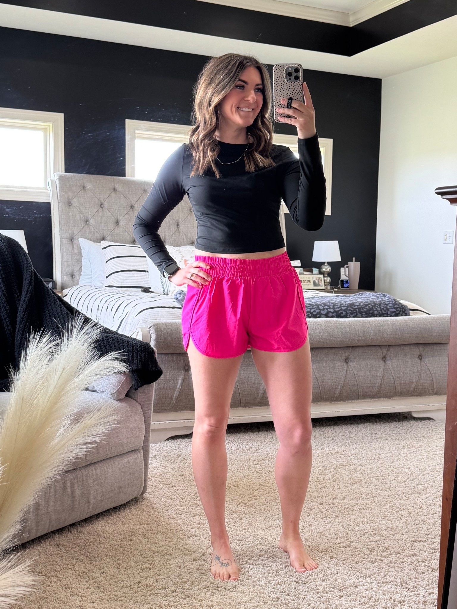 My absolute fav long sleeved cropped top and high rise shorts!🙌🏼 

#LTKStyleTip #LTKFindsUnder50 #LTKSaleAlert