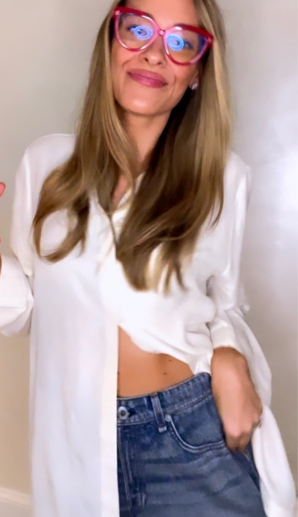 Jean joggers & red glasses 😍

#LTKstyletip