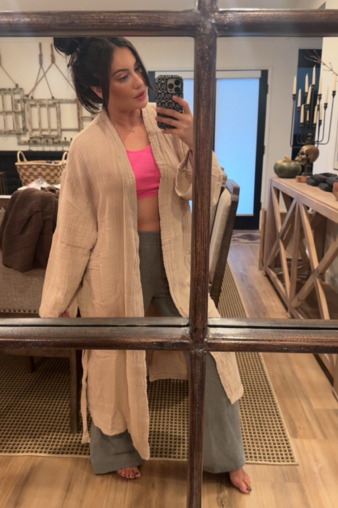 H&M Muslin Robe 

#LTKGiftGuide #LTKHoliday #LTKSaleAlert