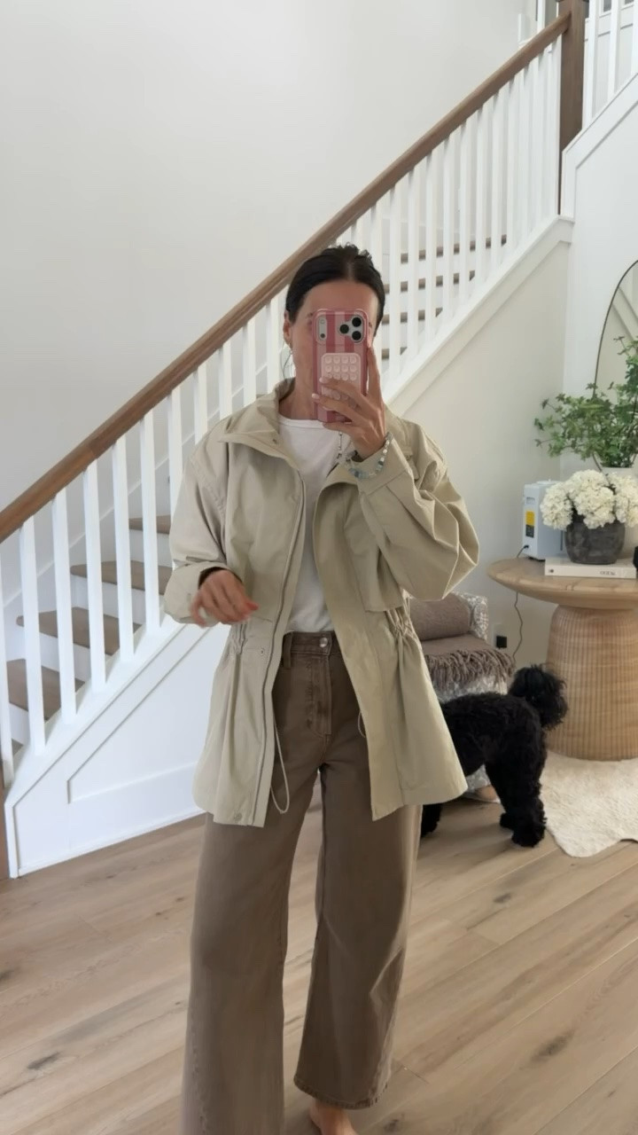 Aritzia jacket, size S.