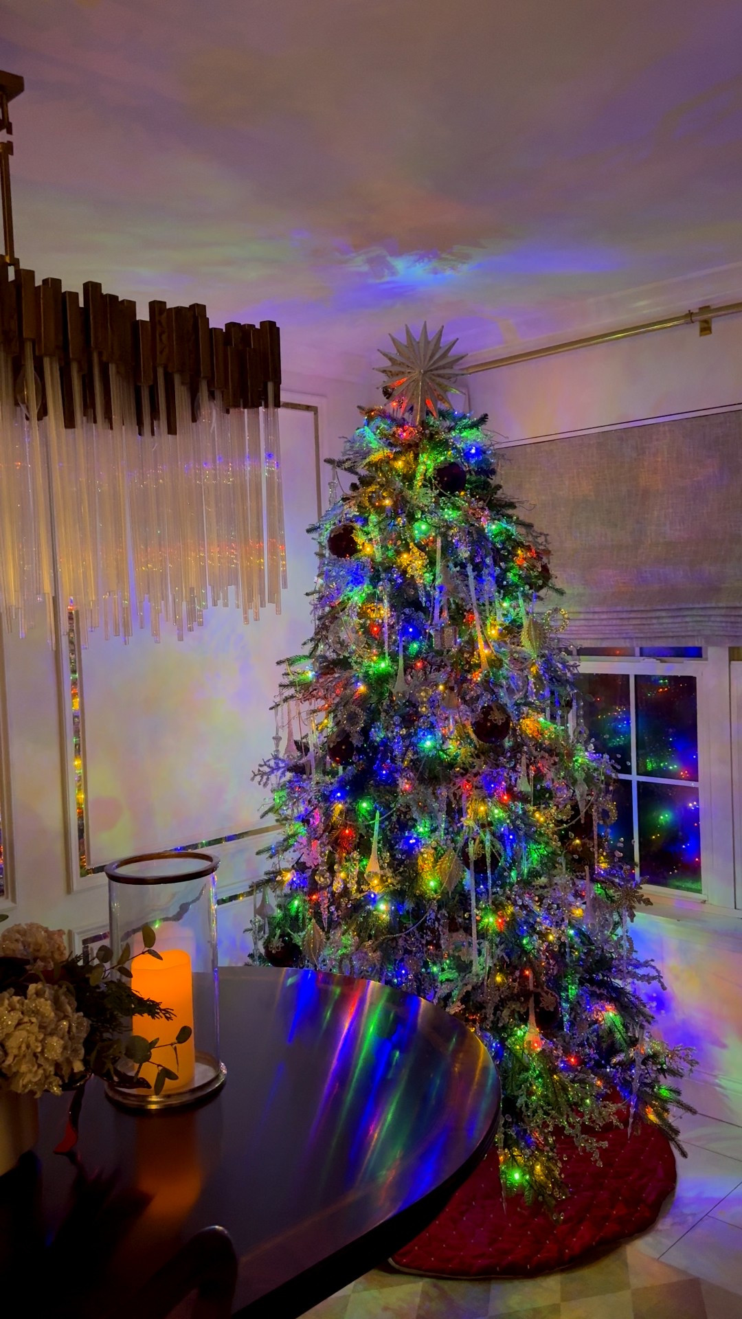 Nostalgic Christmas! Who doesn’t remember multicolored christmas lights? 

#christmaslights #classicchristmas #christmasnostalgia 

#LTKHoliday #LTKHome #LTKSeasonal