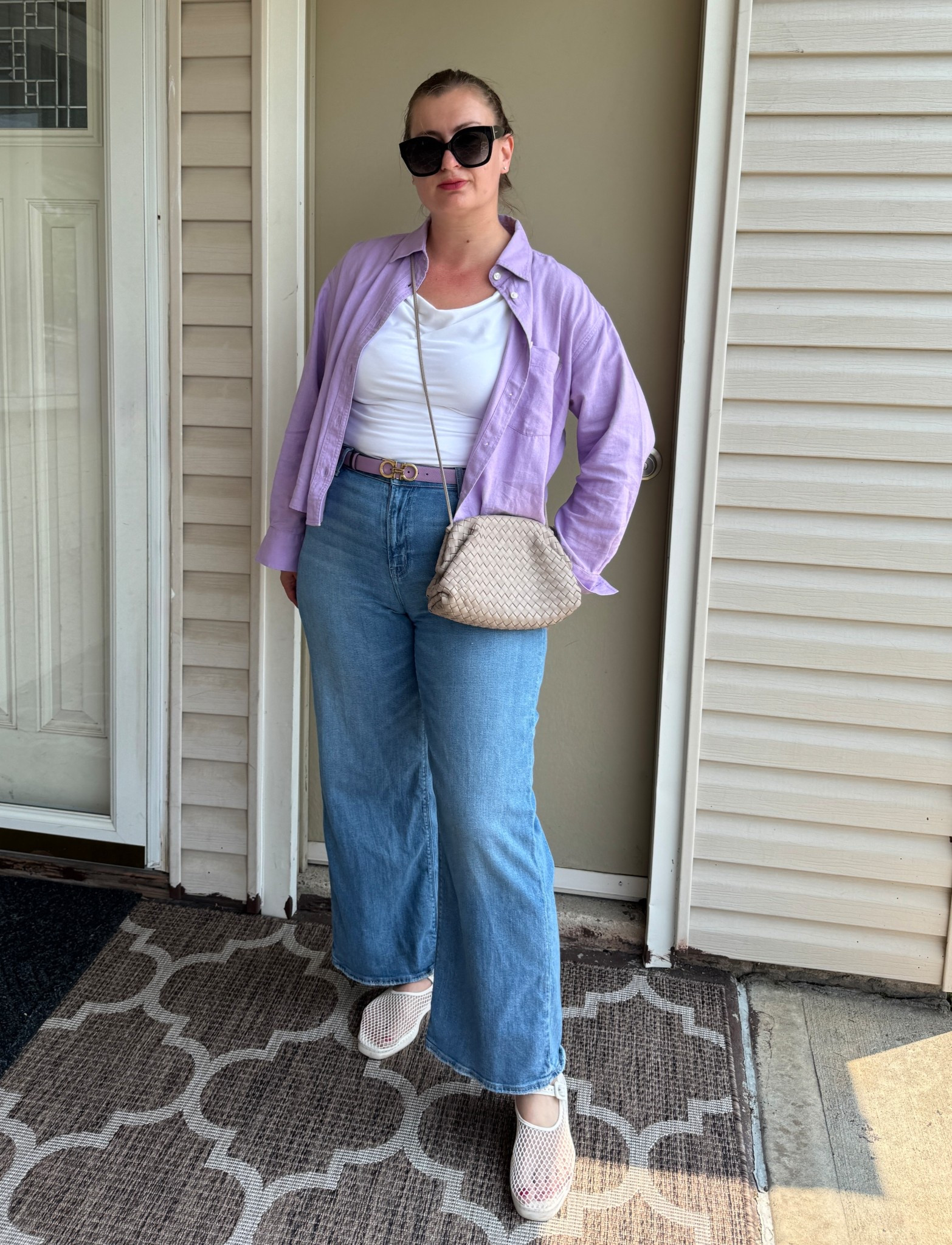 Mom on duty kind of look

#LTKMidsize #LTKFindsUnder100 #LTKSaleAlert