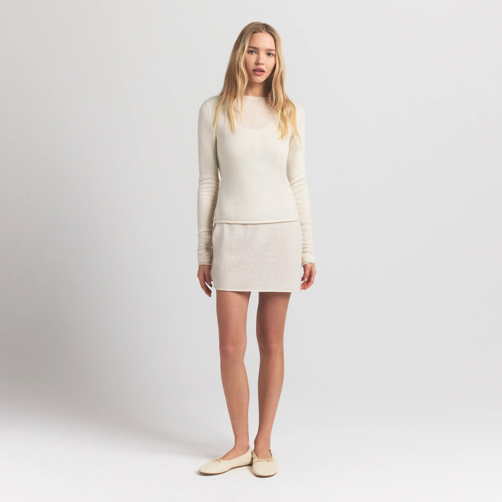 SKIMS Long Sleeve Top | White | 2XS | Featherweight Cashmere | SKIMS (US)