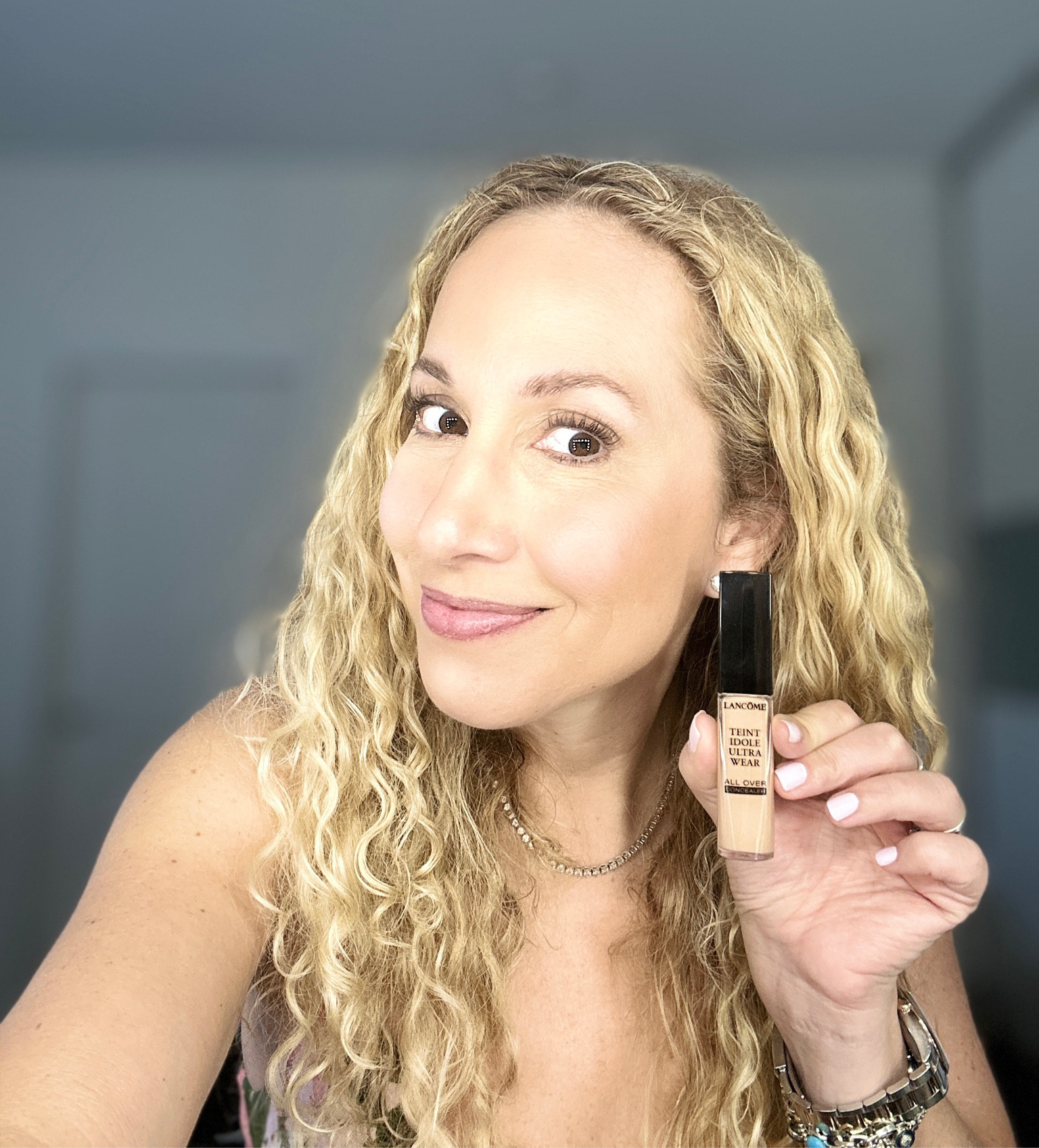 Need a concealer that is longlasting and won’t crease? This one by Lancôme really delivers. The Teint Idole collection even survives the Miami humidity and heat.

#LTKbeauty #LTKunder50 #LTKFind
