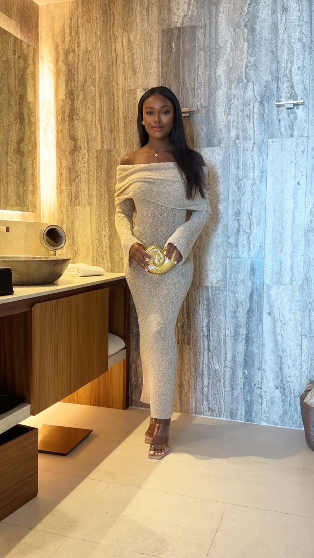 Dinner outfit in Cabo! Obsessed with this knit dress. Wearing a size small 🤎

#LTKSeasonal #LTKTravel #LTKVideo