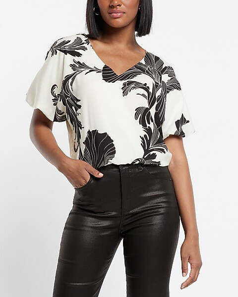 Printed Satin V-Neck Short Sleeve Bubble Top | Express