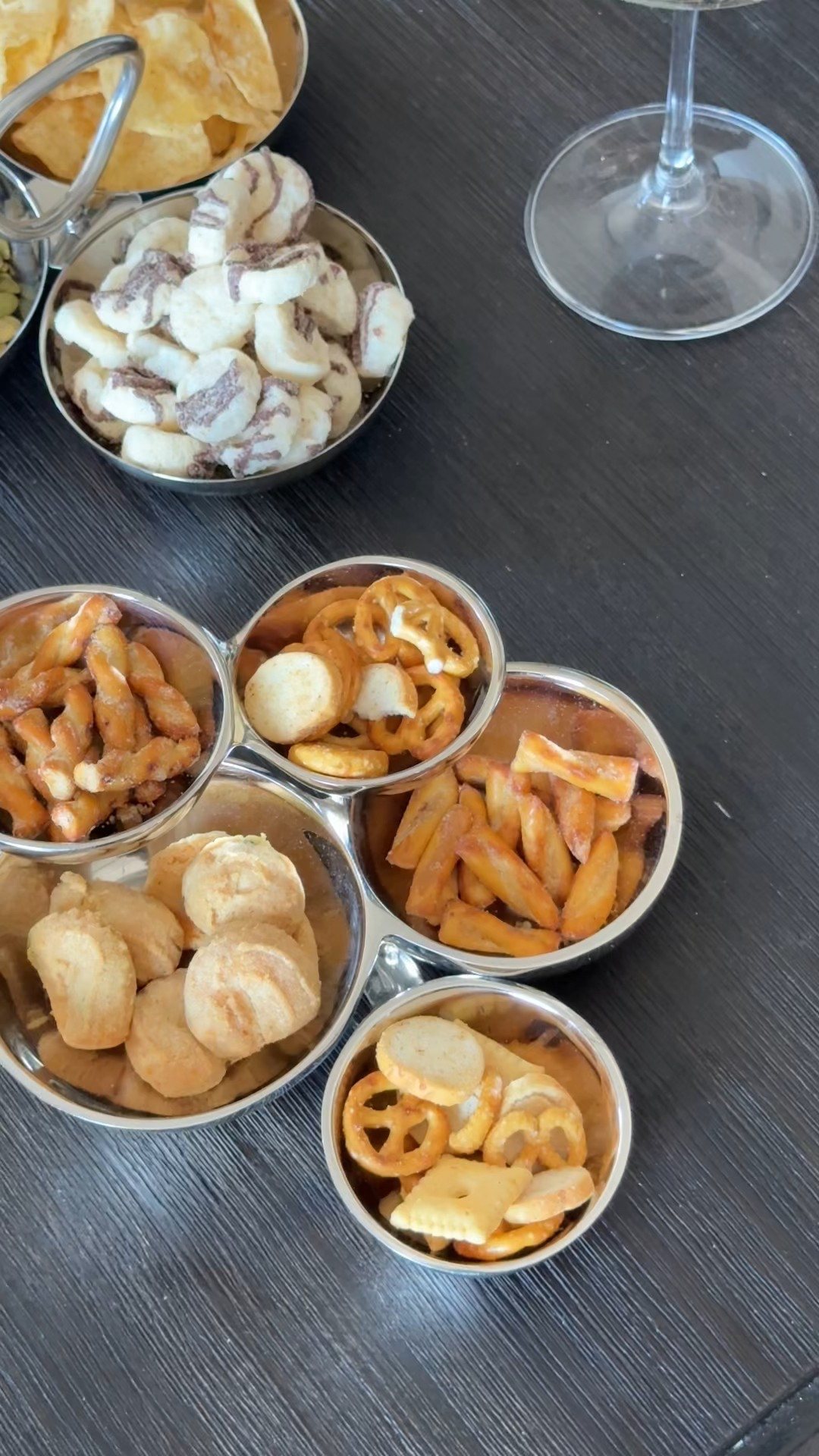 Serving trays from Amazon that make my home feel like a chic cocktail bar! 

#LTKHome #LTKParties