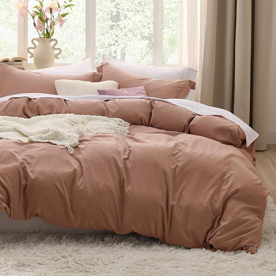 Bedsure Mocha Mousse Duvet Cover King Size - 3 Pieces Prewashed Cotton-Like Polyester Extra Soft ... | Amazon (US)