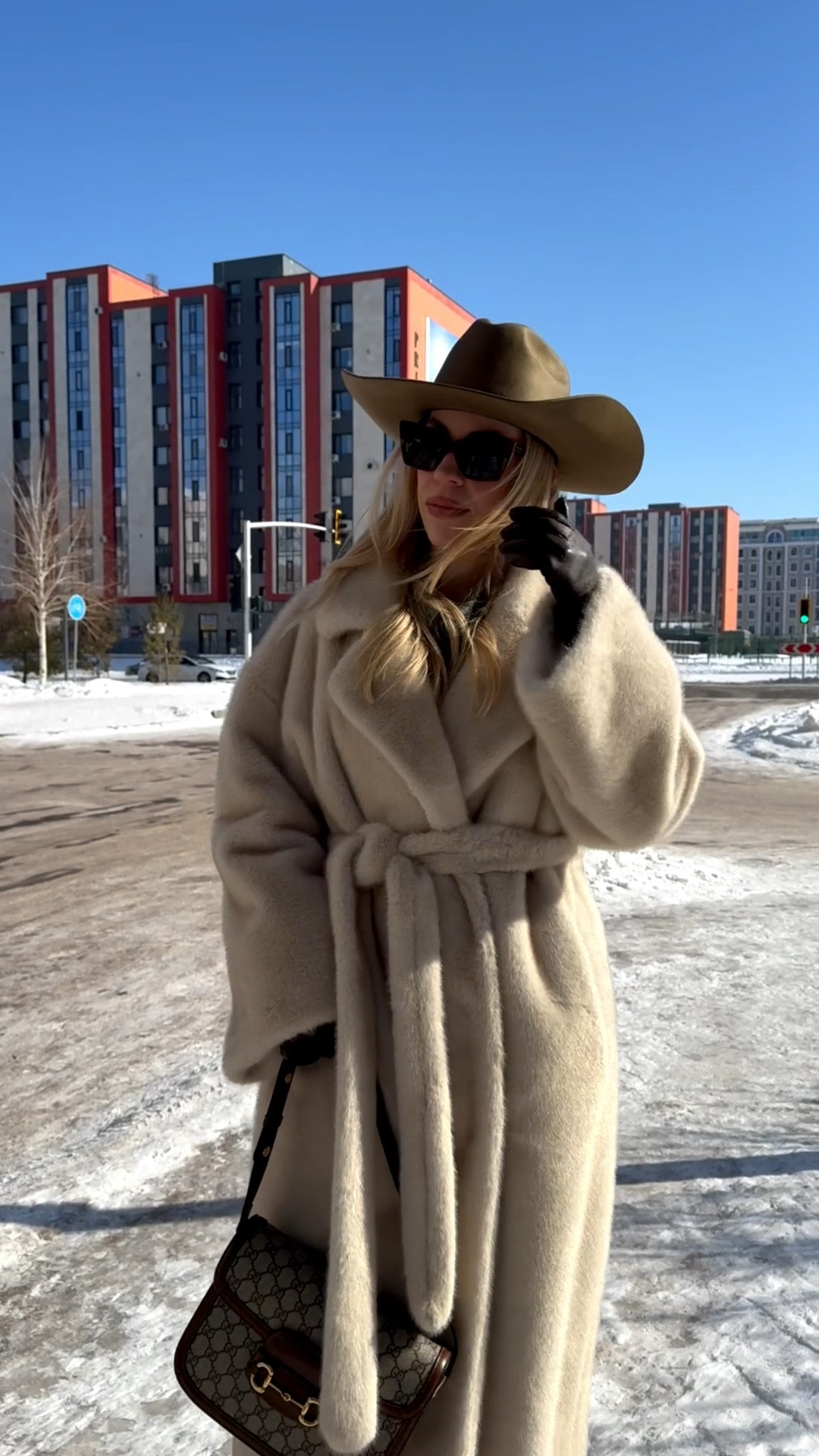 Beige faux fur coat, shearling coat, denim on denim, all denim outfit, @Janessa Leone wool western hat, @Levi's bootcut jeans, Gucci bag

#LTKSaleAlert #LTKSeasonal #LTKOver40