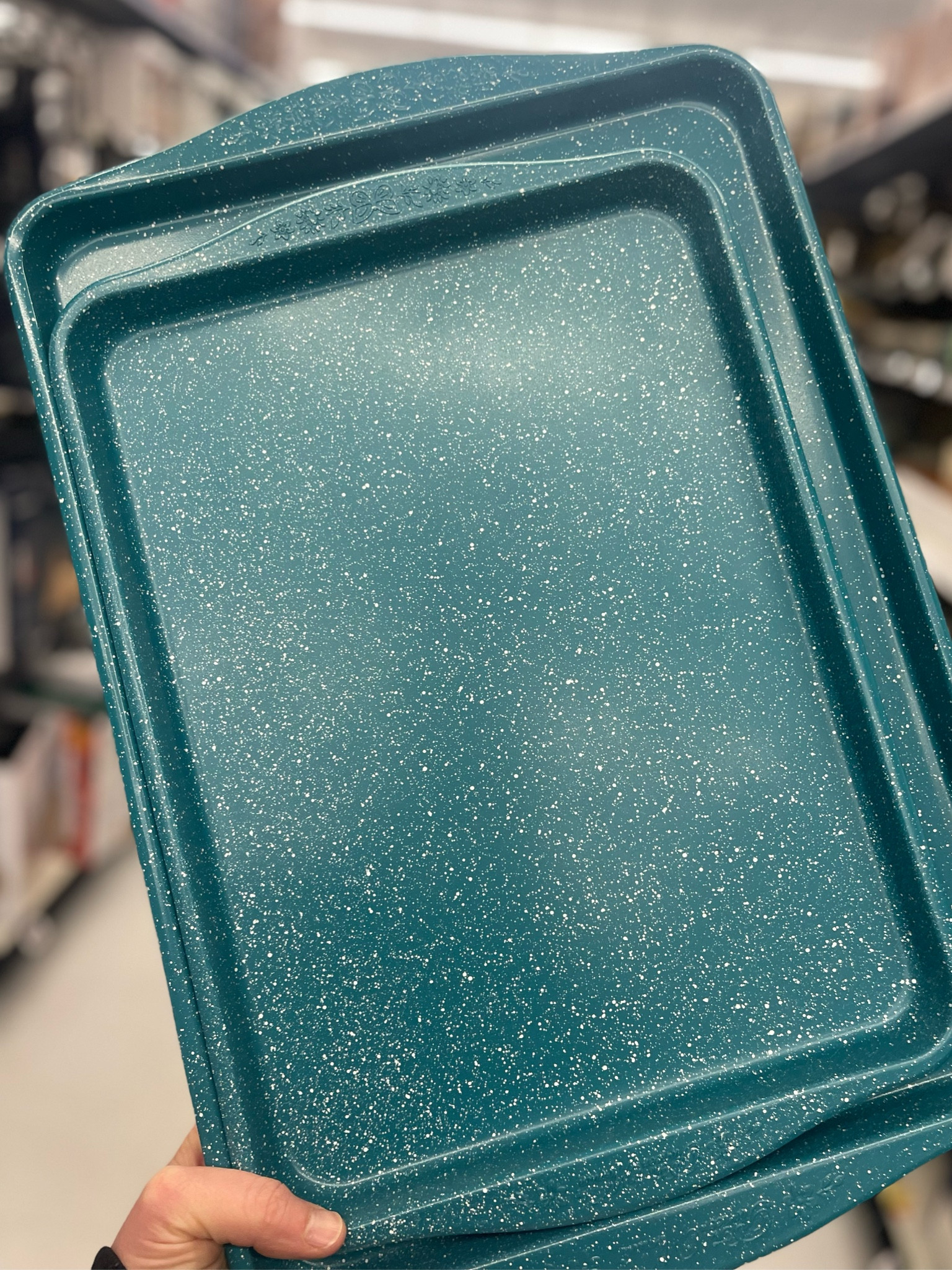 The Pioneer Woman Teal Speckle Aluminum Cookie Sheets

These are so very pretty in person and are the perfect addition to brighten up any kitchen!  

Sheet pans, cooking pans, teal kitchen, kitchen pans, sheet pans, The Pioneer Woman