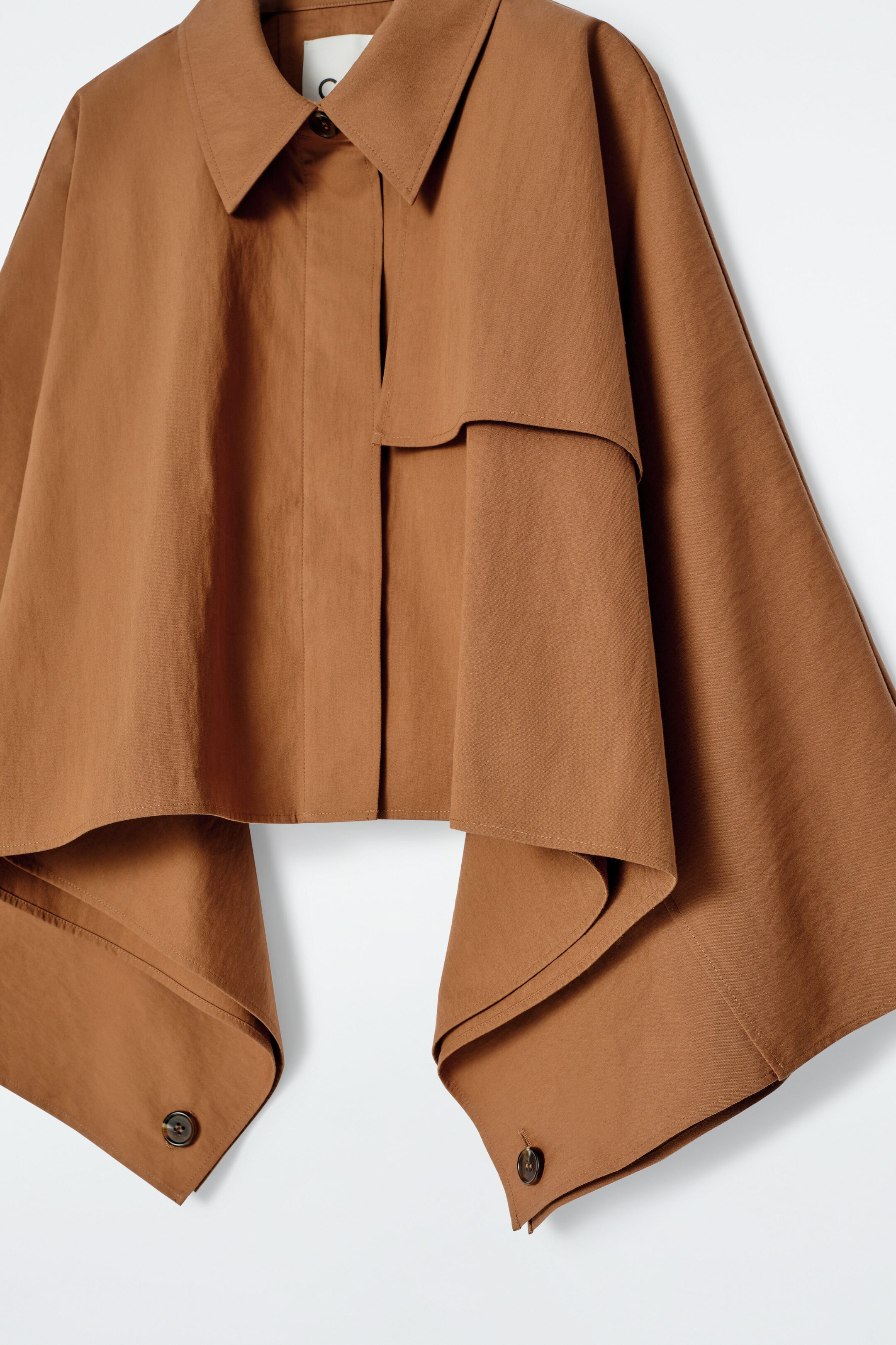 OVERSIZED CROPPED TRENCH COAT CAPE - RUST | COS (EU)